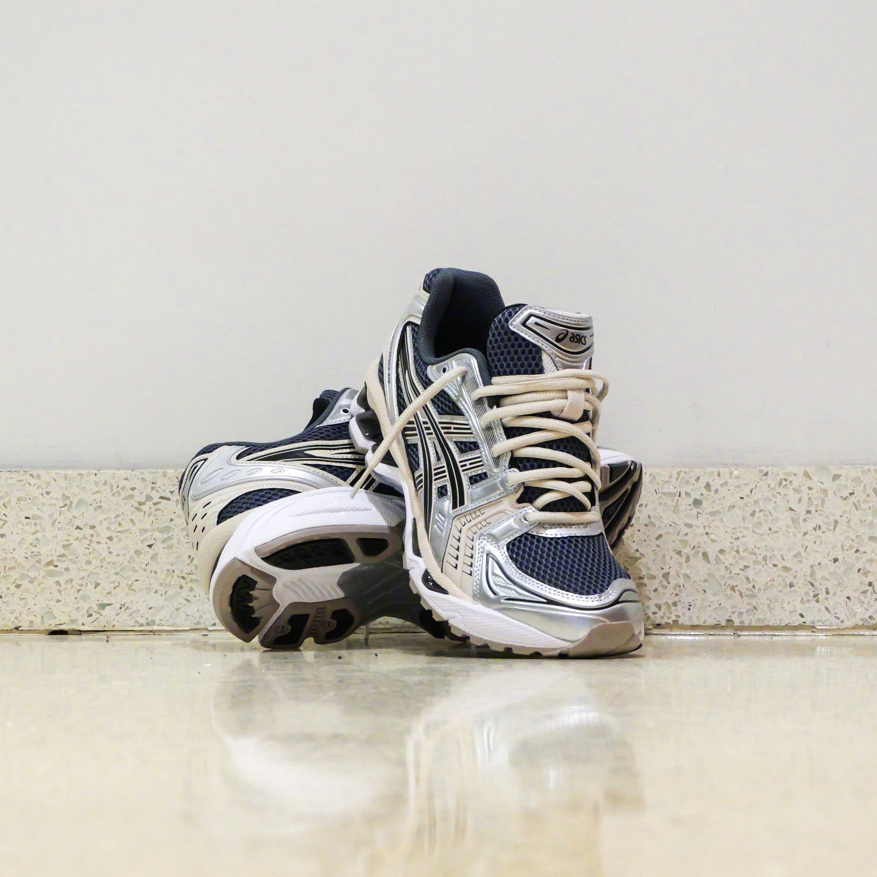Mens Asics Gel-Kayano 14 (Carrier Grey/Black)