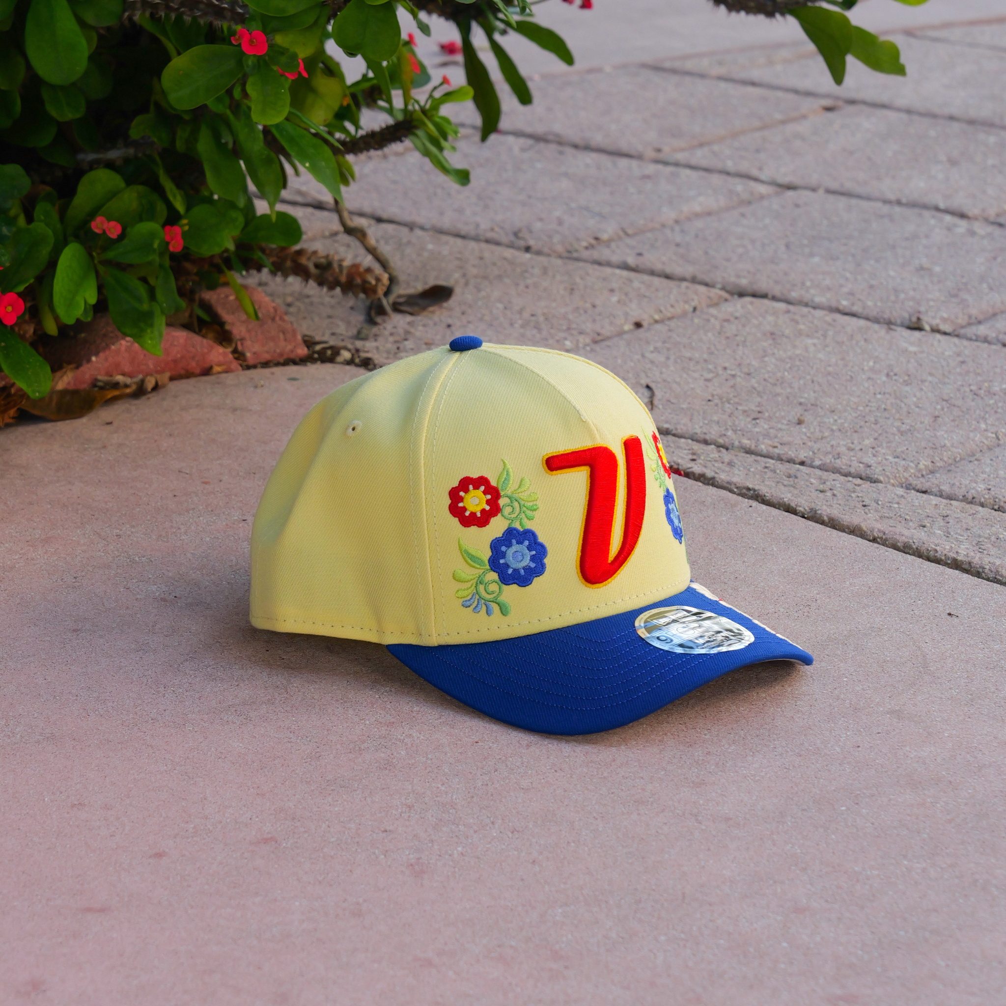 Venezuela 2026 World Baseball Classic 9FORTY Snapback - Yellow/Royal/Multi - New Era