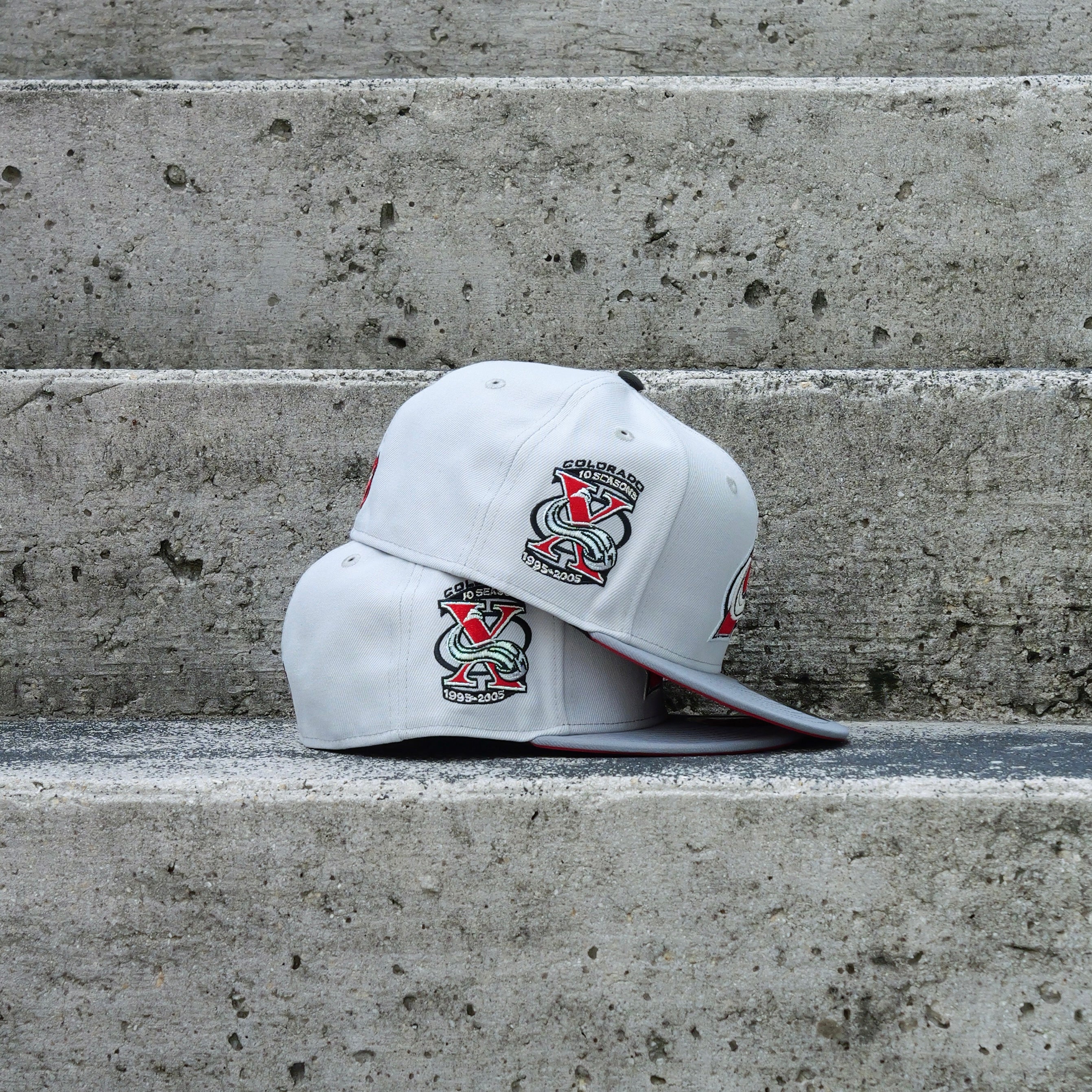 New Era Colorado Avalanche 10th Anniversary Side Patch Fitted