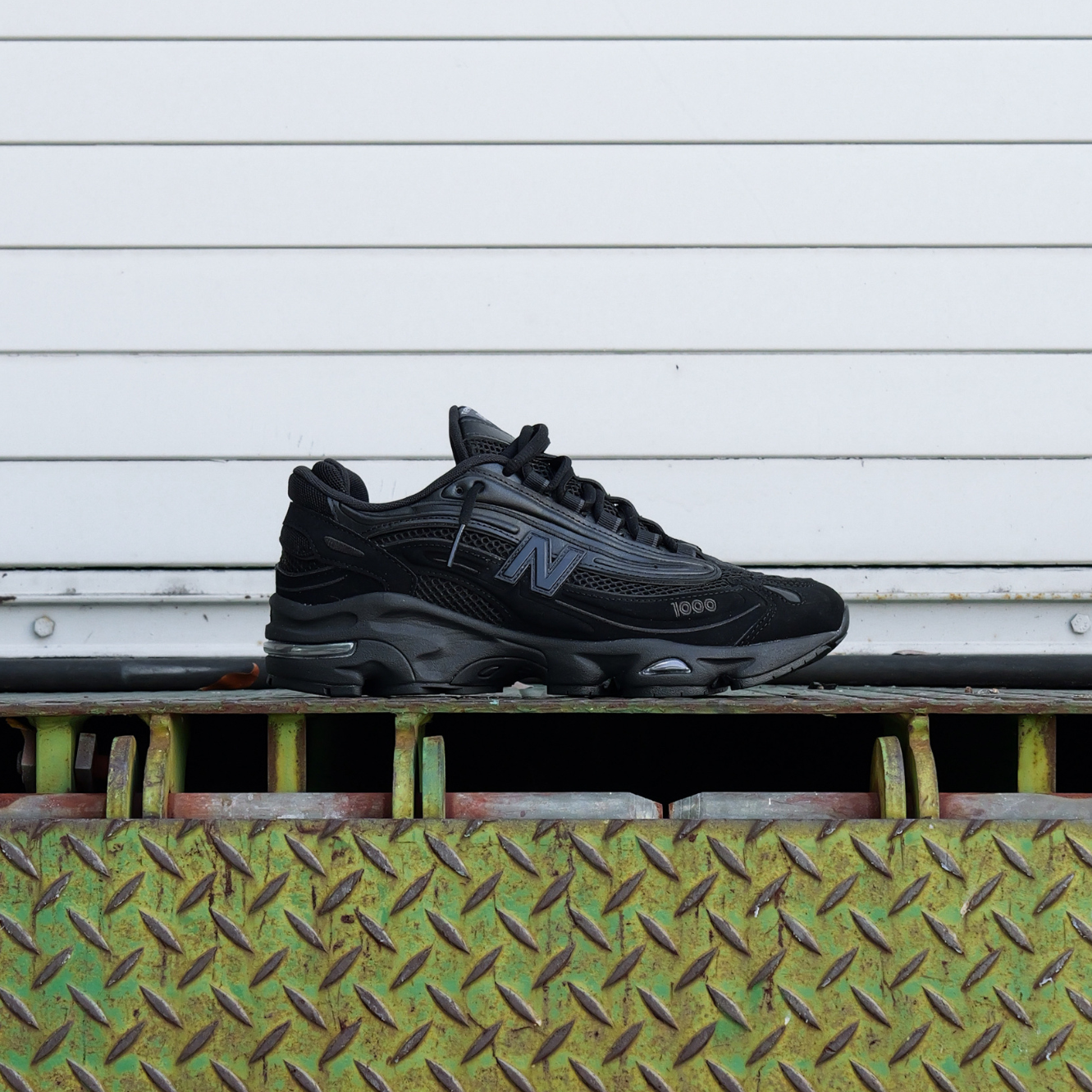 New Balance 1000 (Black/Black) M1000B - VIP New Balance