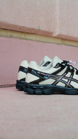 Mens Asics x The Finesse Gel-Cumulus 16 (Desert Rose)