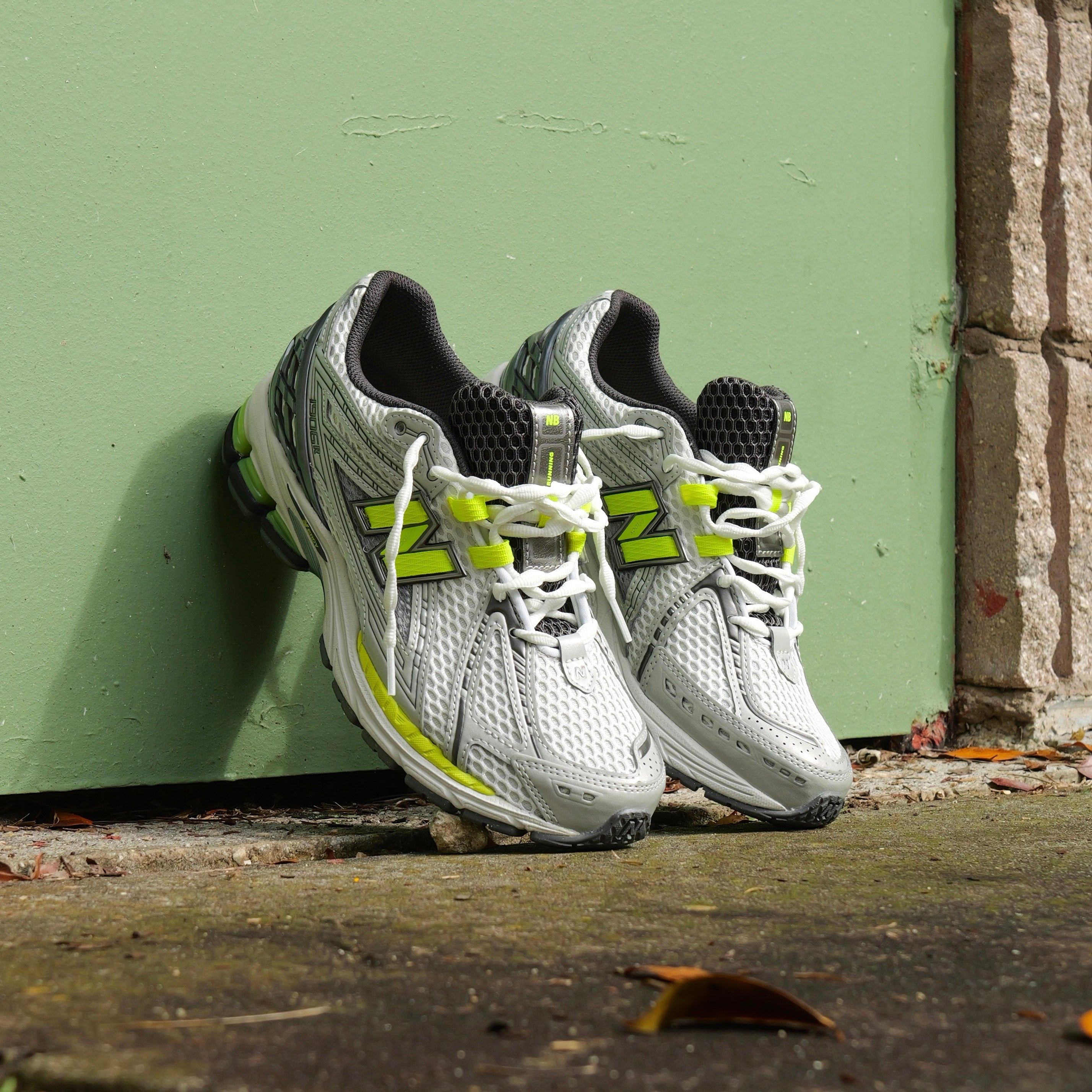 Mens New Balance 1906RVI (Grey/Green) U190652H