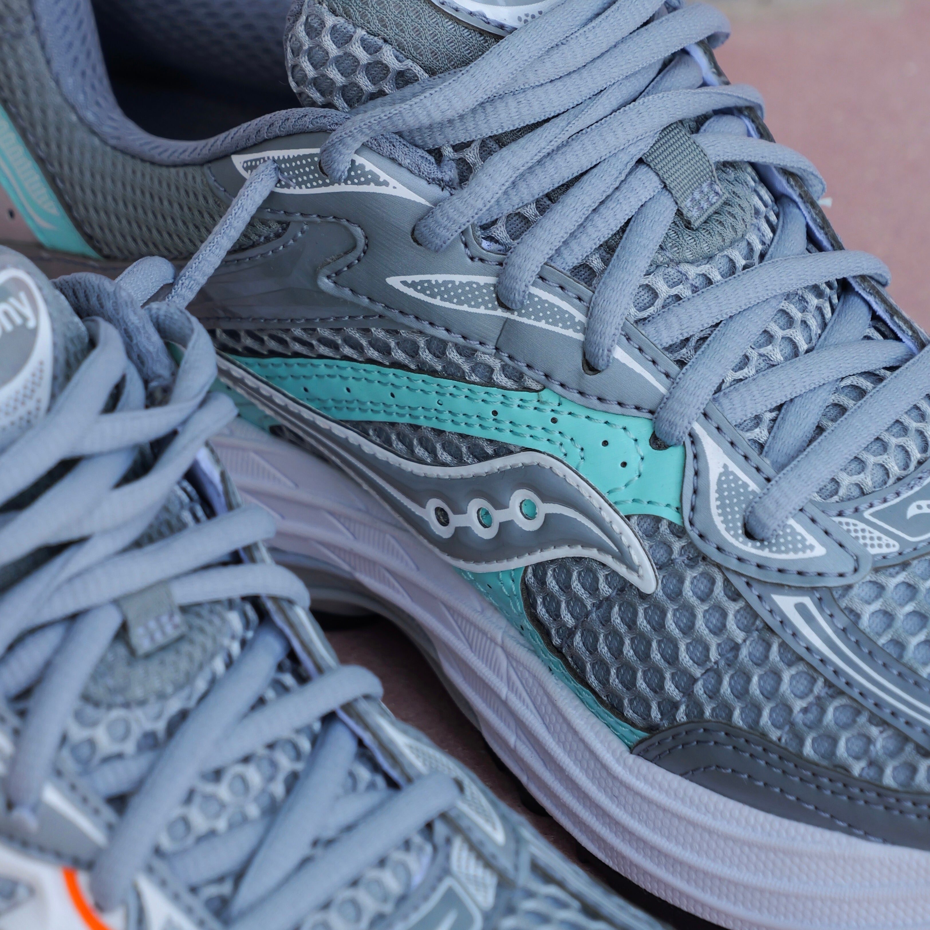 Mens Saucony ProGrid Omni 9 (Grey/Teal)