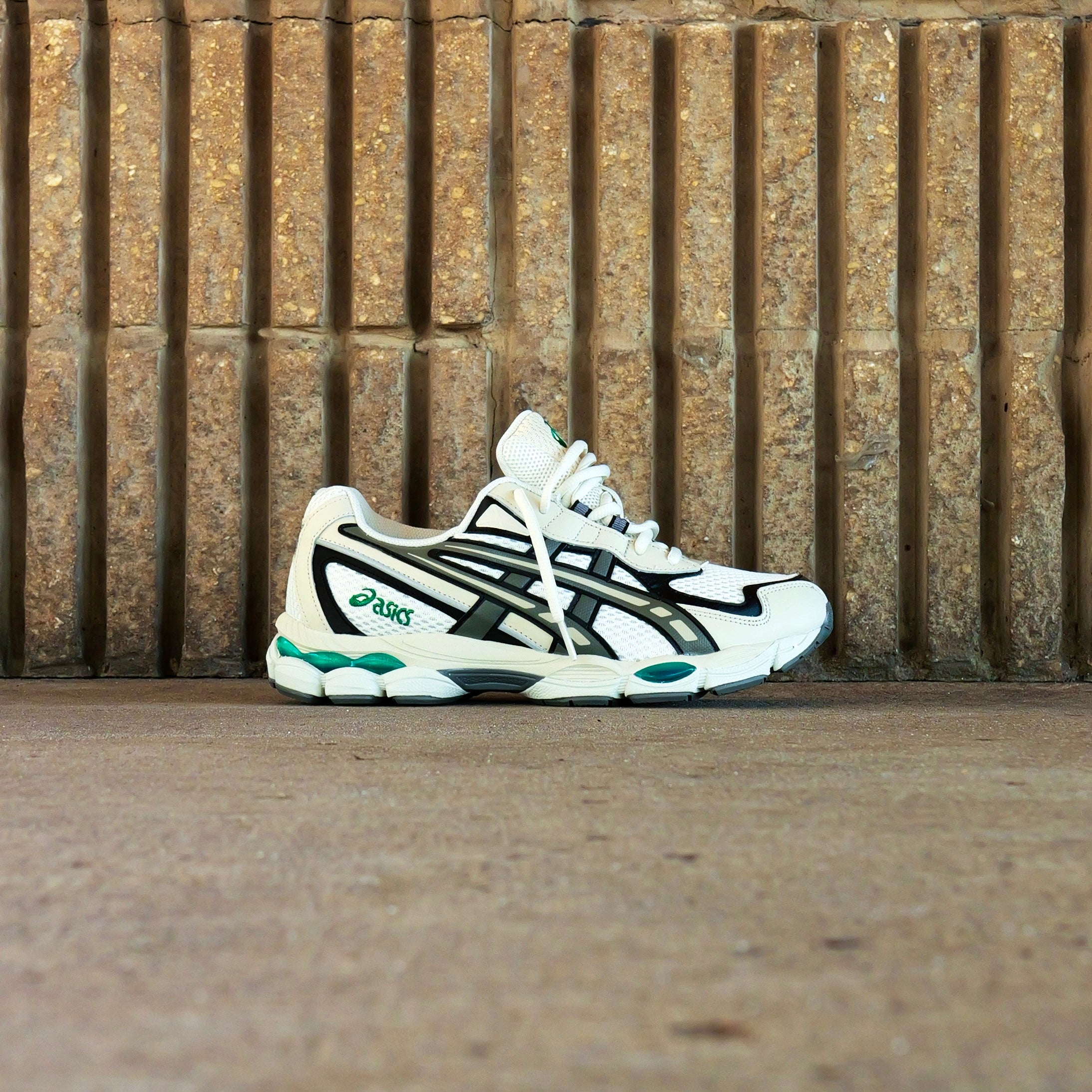 Mens Asics Gel-NYC 2055 (Pale Oak/Truffle Grey)