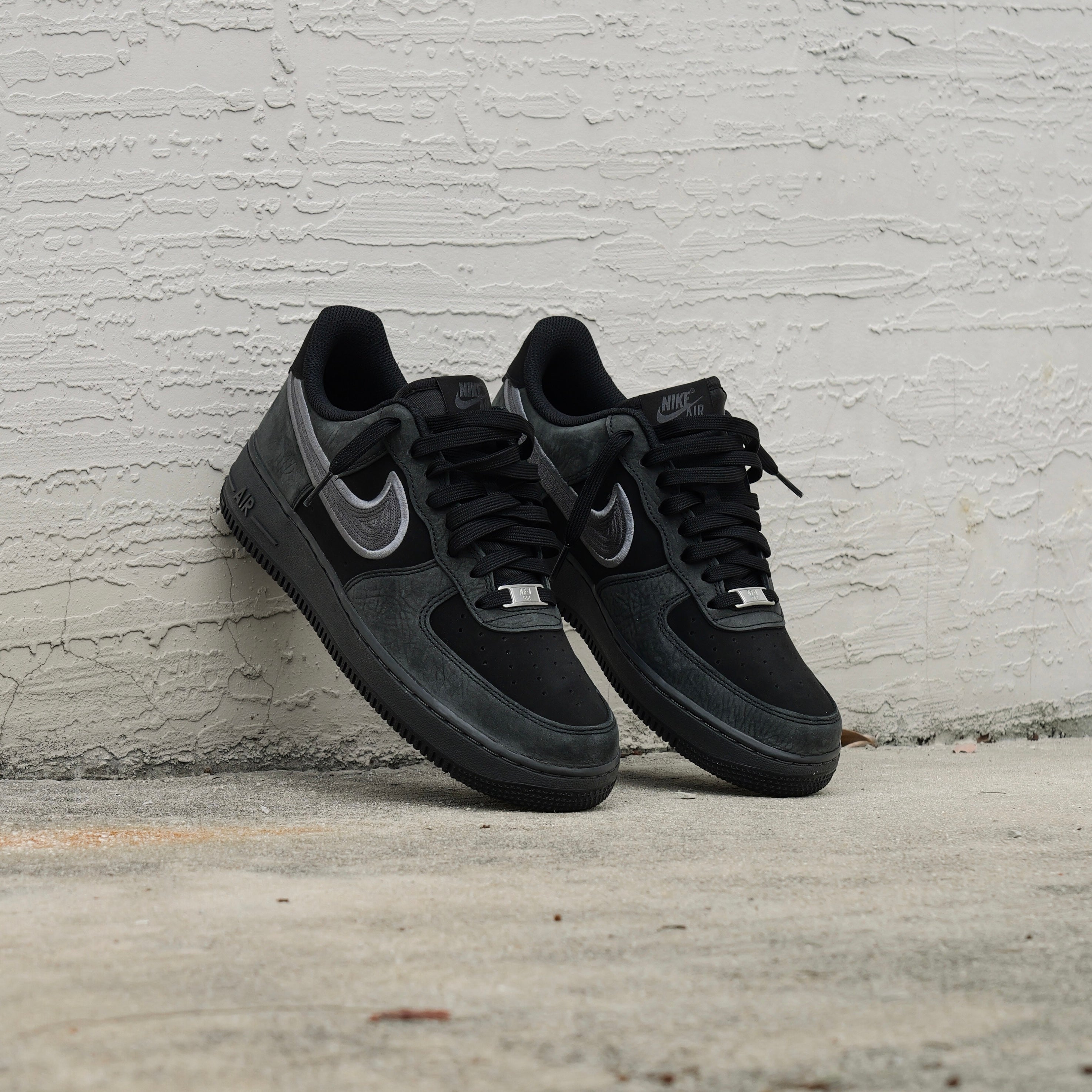 Nike Air Force 1 '07 LV8 (Black/Grey) - Nike