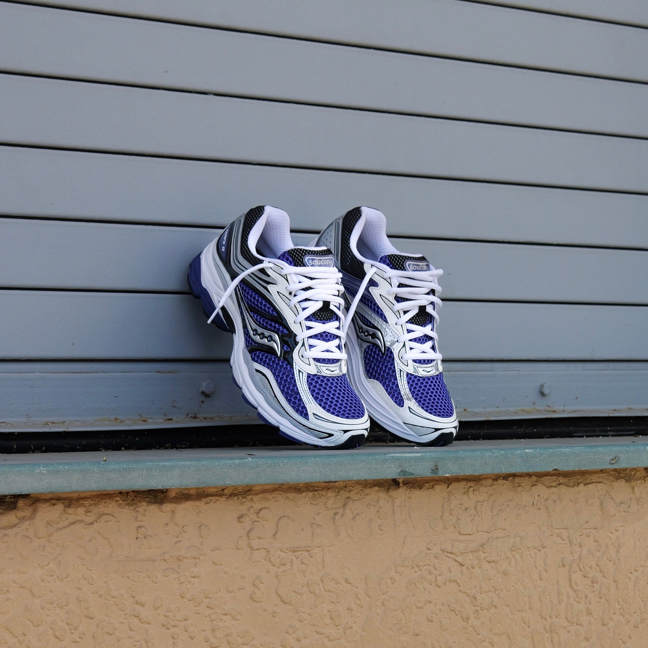 Mens Saucony ProGrid Omni 9 (Skipper Blue) - Saucony