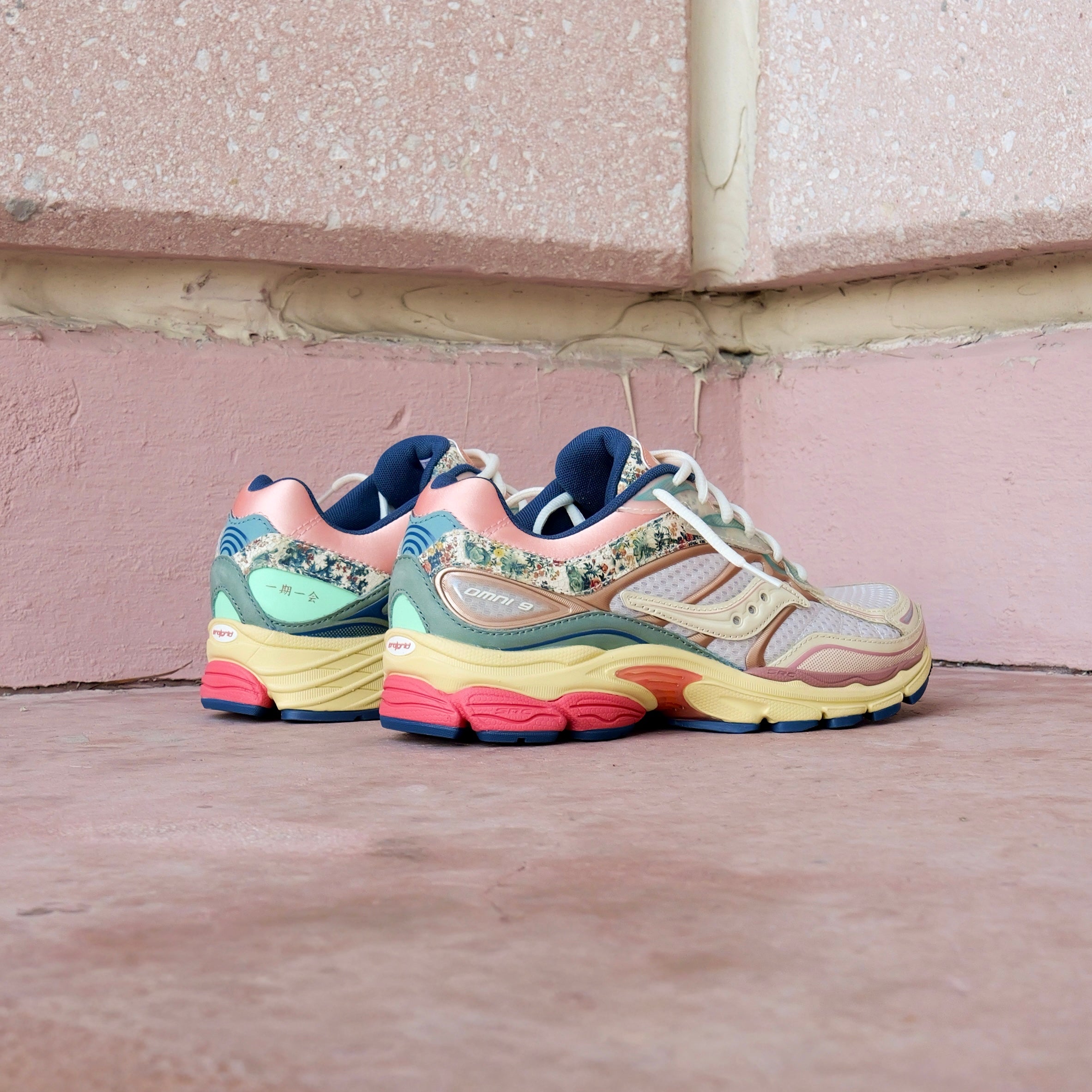 Mens Saucony ProGrid Omni 9 Kissaten (Beige/Blue) - Saucony