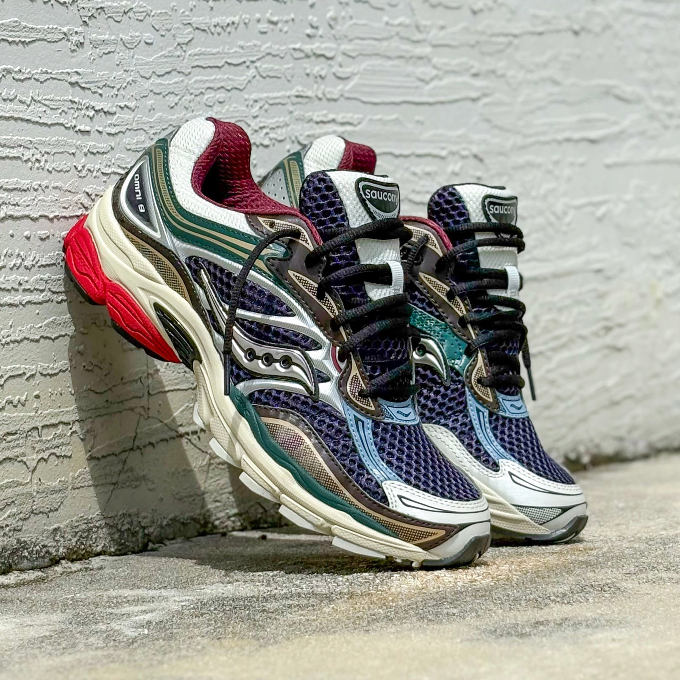 Mens Saucony ProGrid Omni 9 (Naval/Multi)