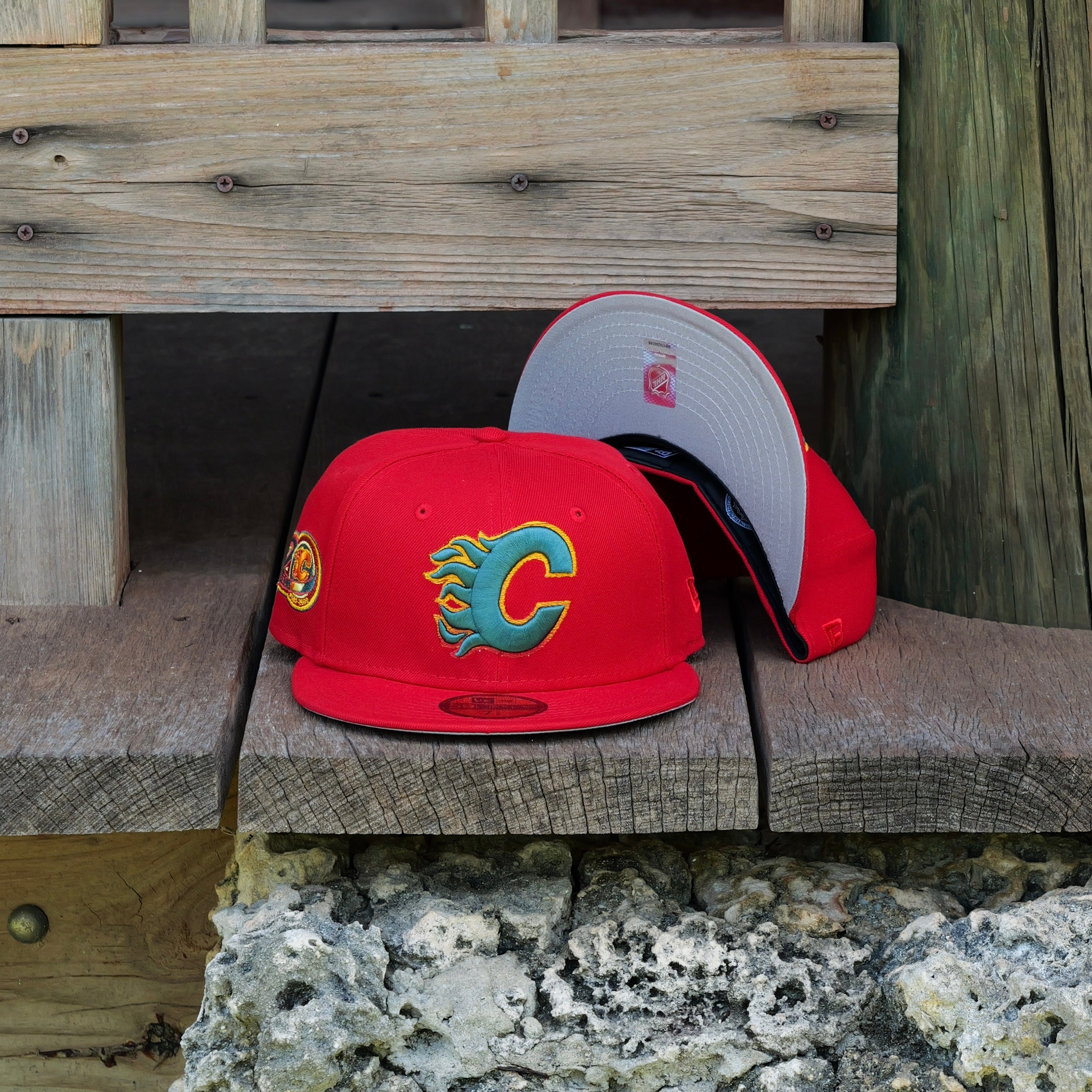New Era Calgary Flames 20th Anniversary Side Patch Fitted - New Era