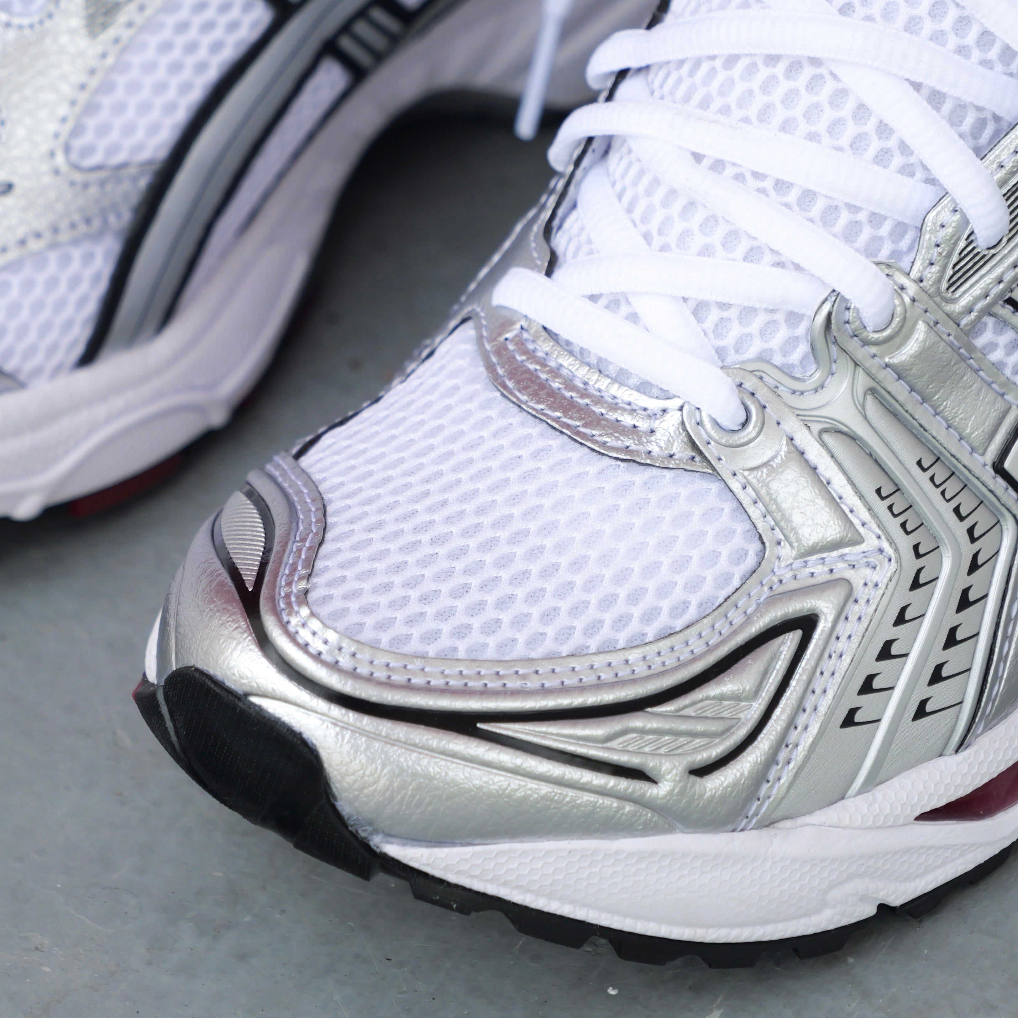Mens Asics Gel-Kayano 14 (White/Pure Silver)