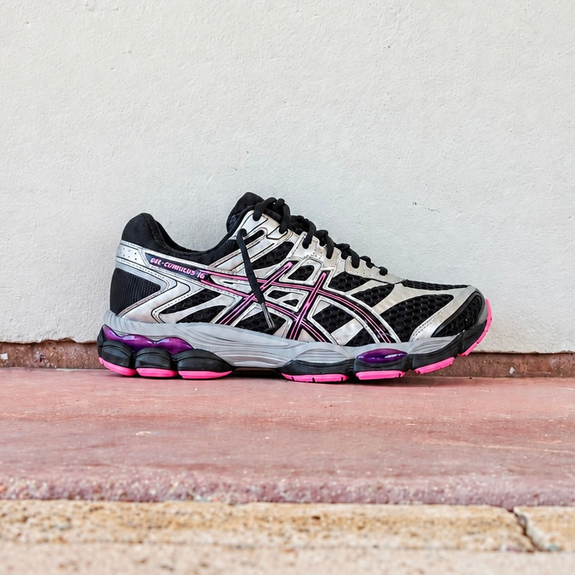 Mens Asics Gel-Cumulus 16 (Black/Dragon Fruit)