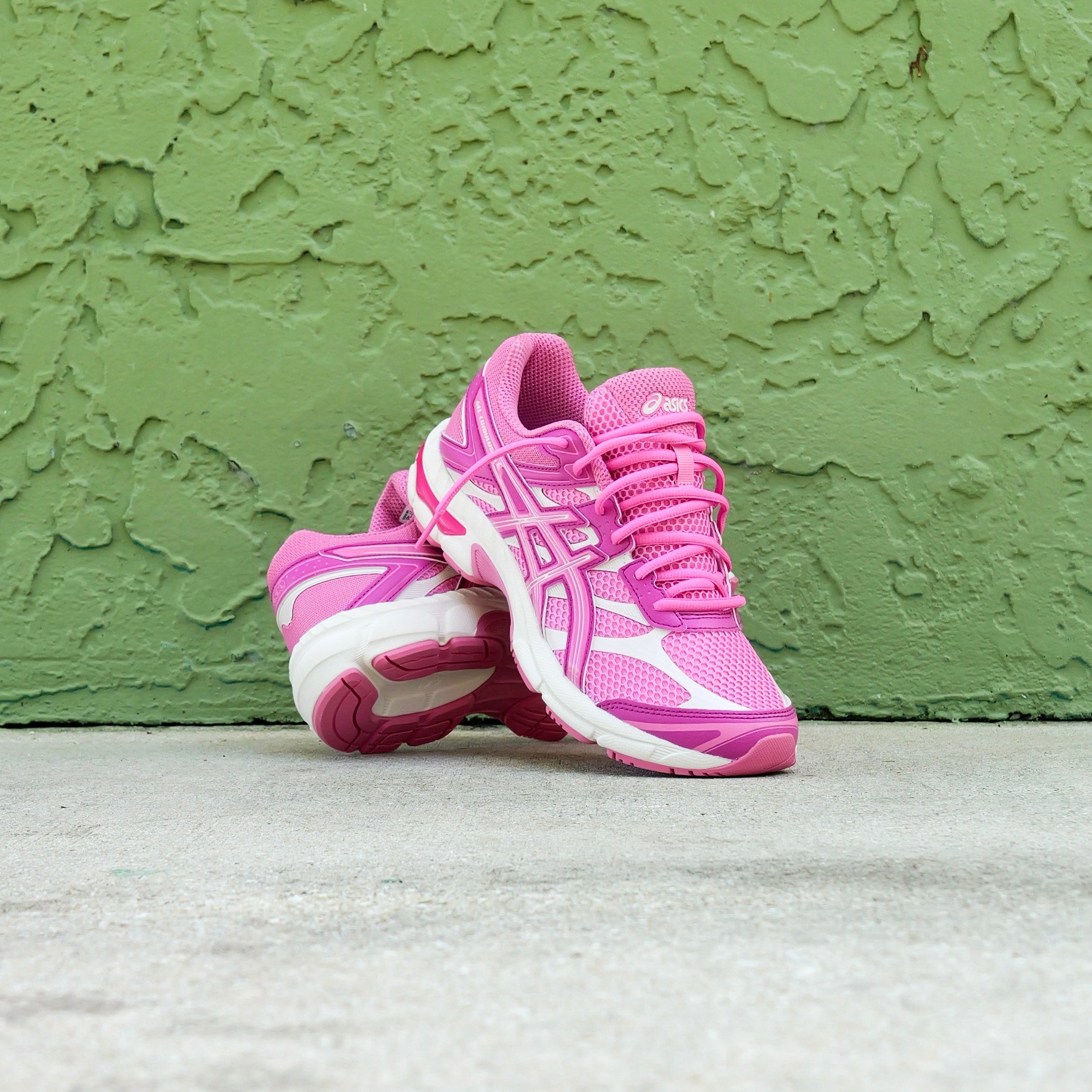 Asics Gel-Cumulus 16 Grade School (Dragon Fruit)