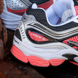 Mens Saucony ProGrid Omni 9 (Silver/Coral) - Saucony