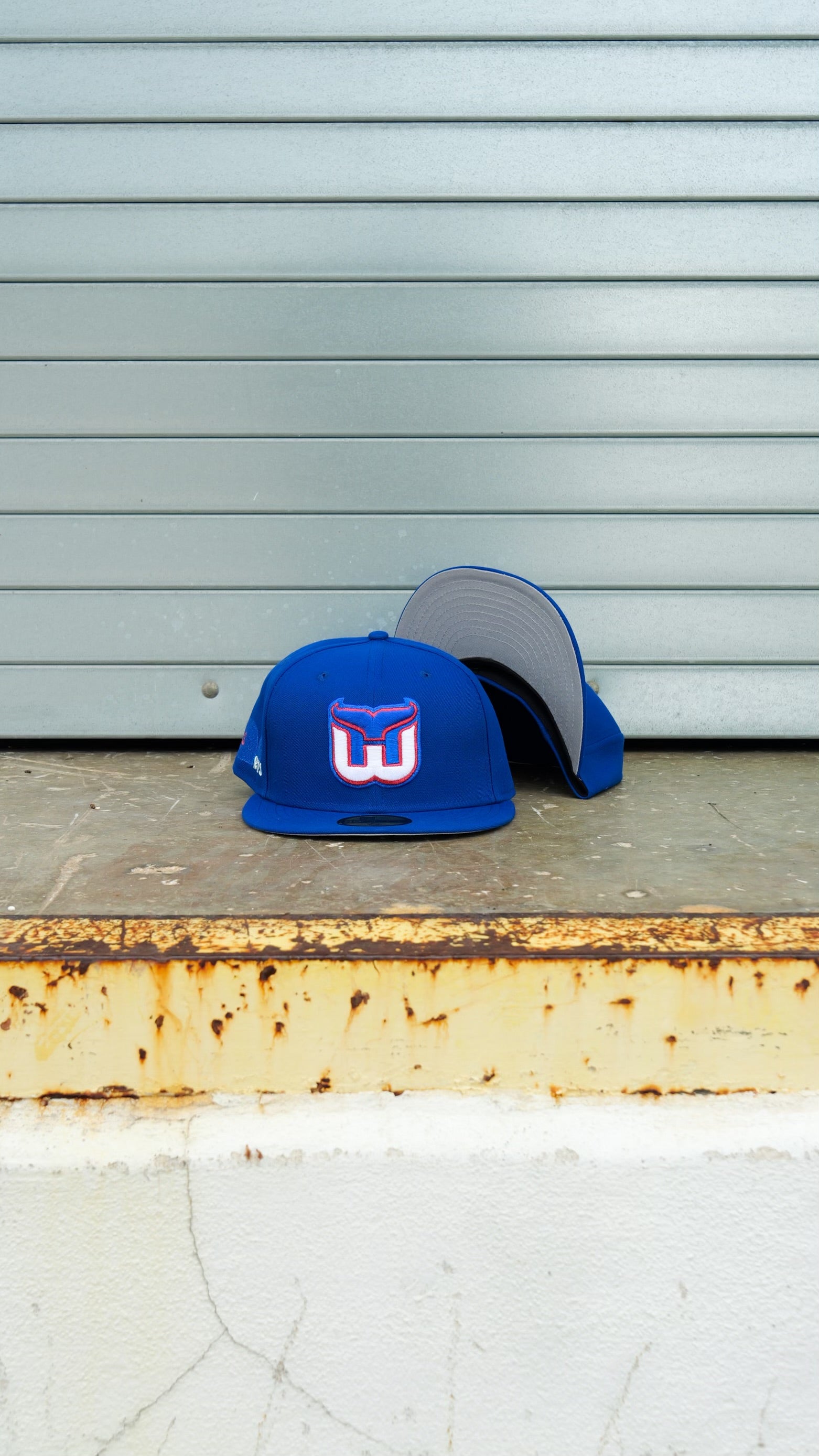 New Era Hartford Whalers Side Patch Fitted (Royal)