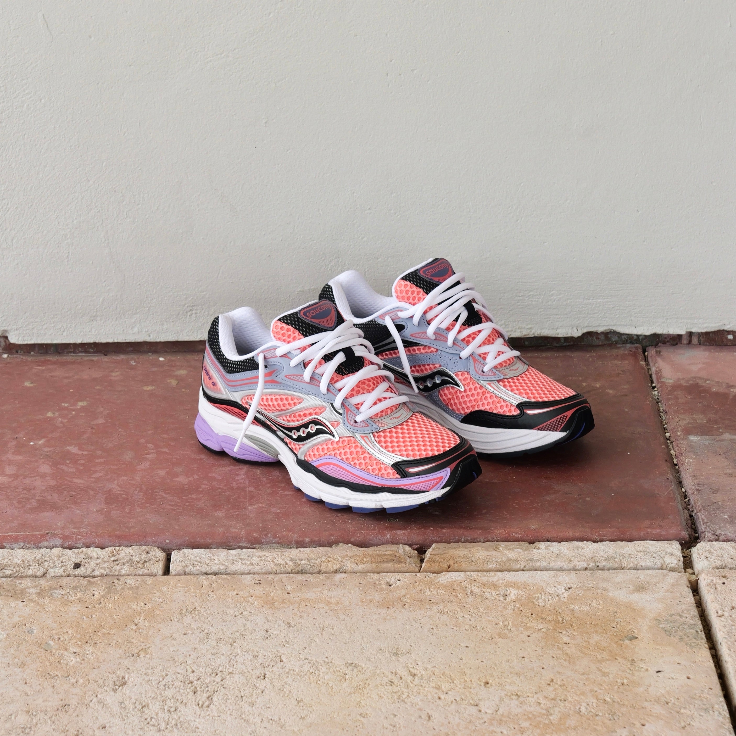 Mens Saucony ProGrid Omni 9 (Pink/Purple) - Saucony
