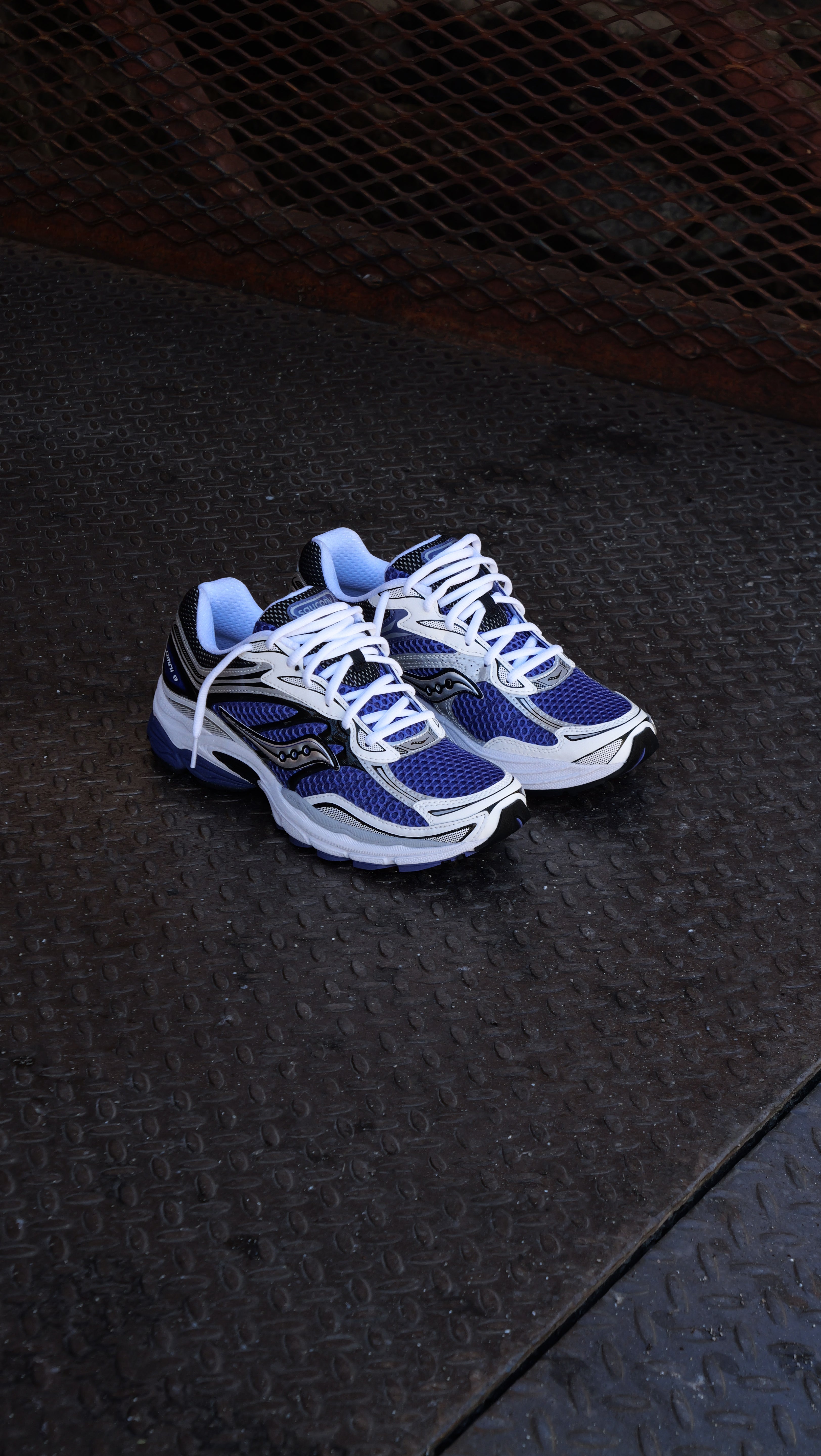 Mens Saucony ProGrid Omni 9 (Skipper Blue) - Saucony