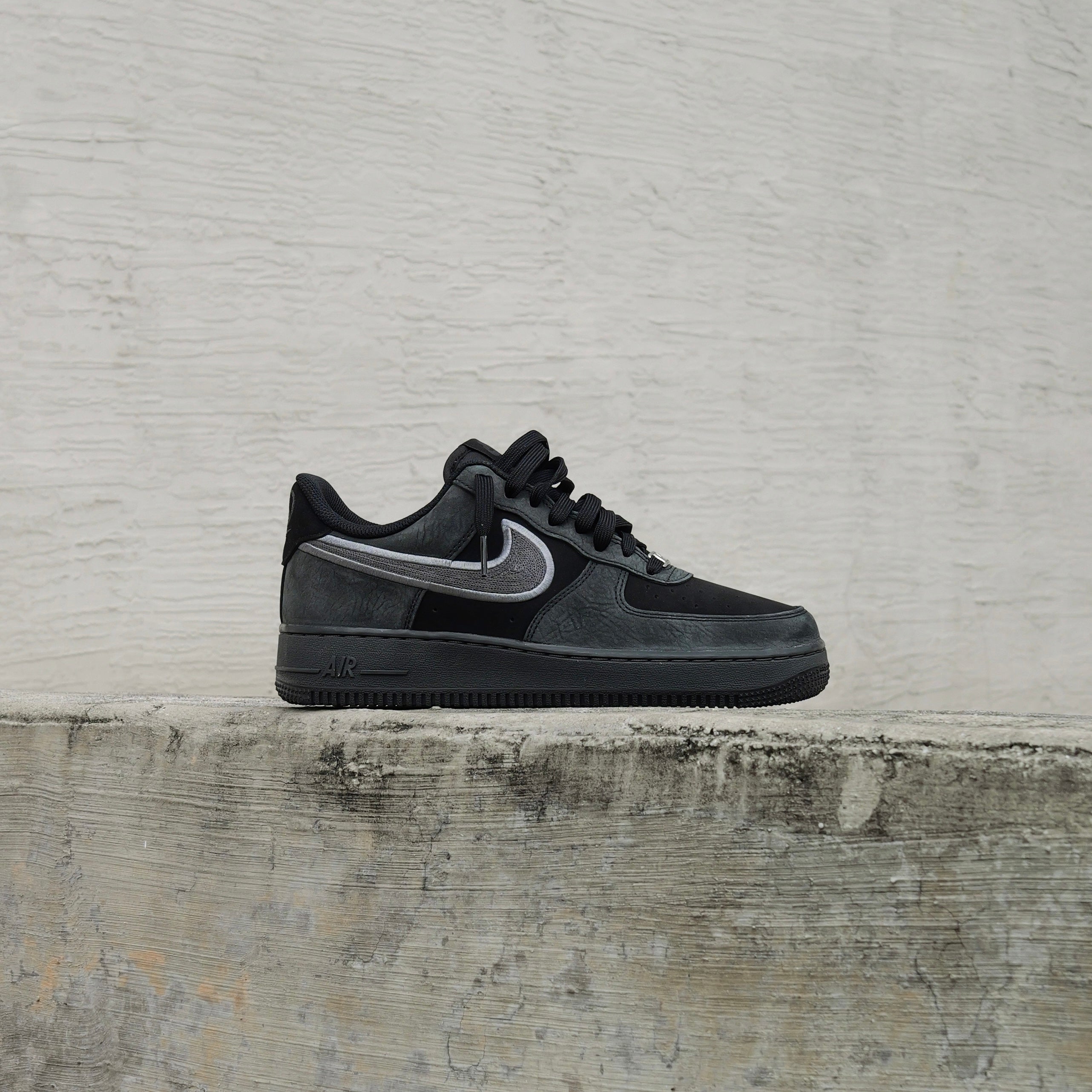 Nike Air Force 1 '07 LV8 (Black/Grey) - Nike