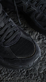 Mens New Balance Abzorb 2010 (Triple Black)-U20107B1