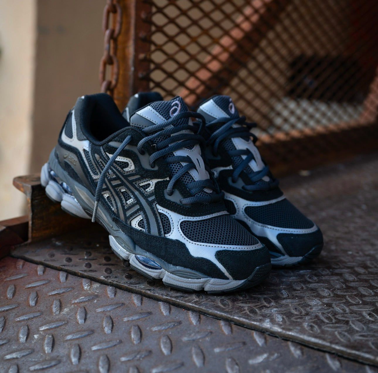 Mens Asics Gel-NYC (Graphite Grey/Black) - VIP Asics