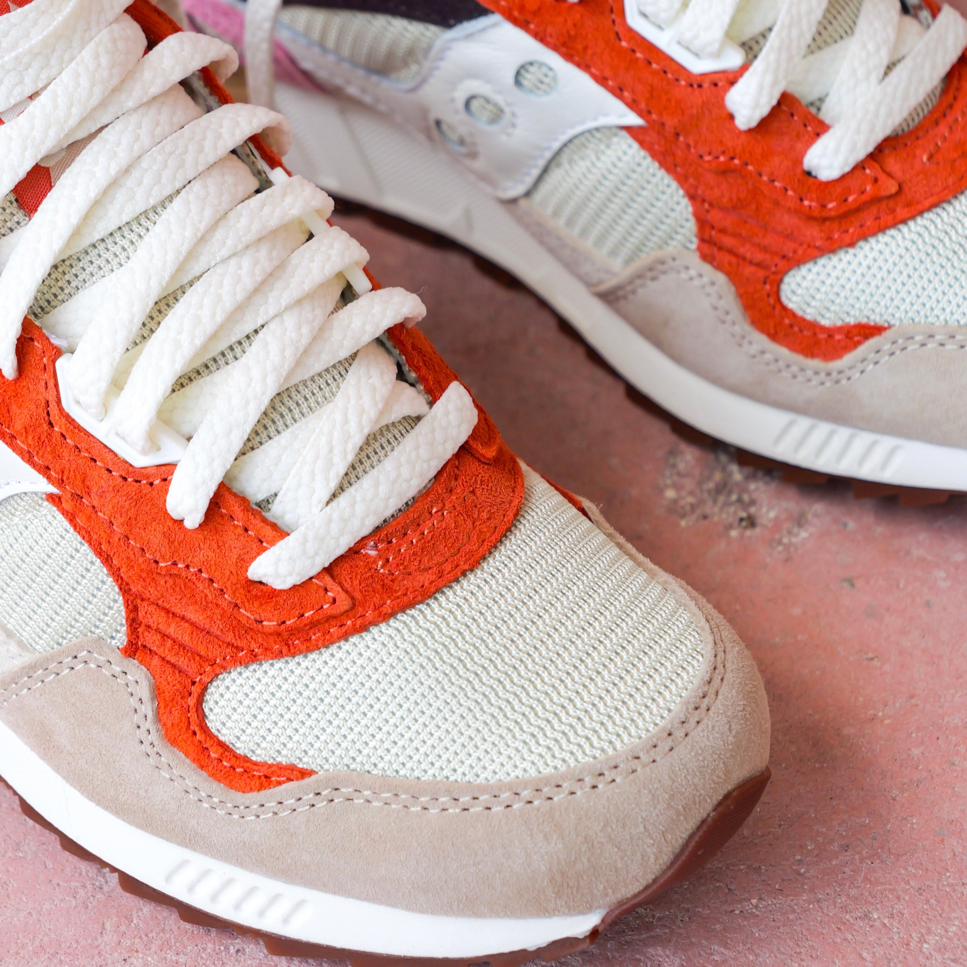 Mens Saucony Shadow 5000 (Eggshell/Rust)