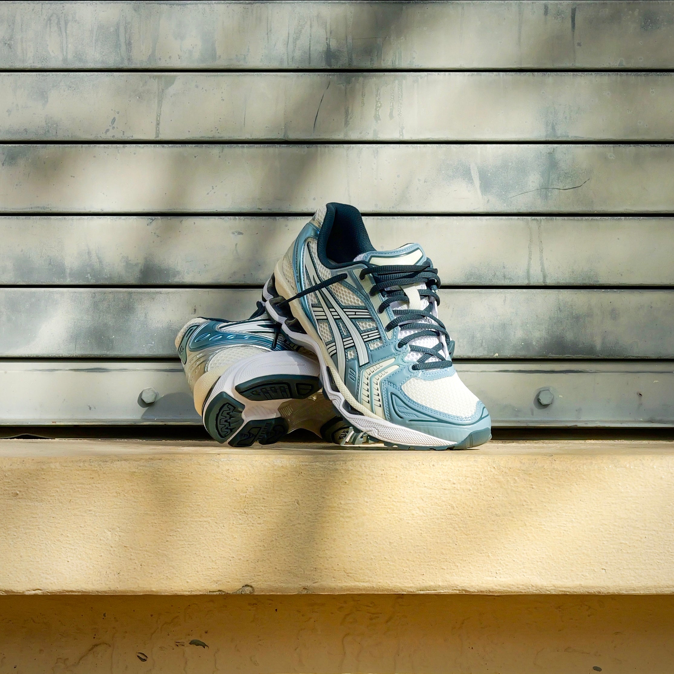 Mens Asics Gel-Kayano 14 (Cream/Raw Indigo)