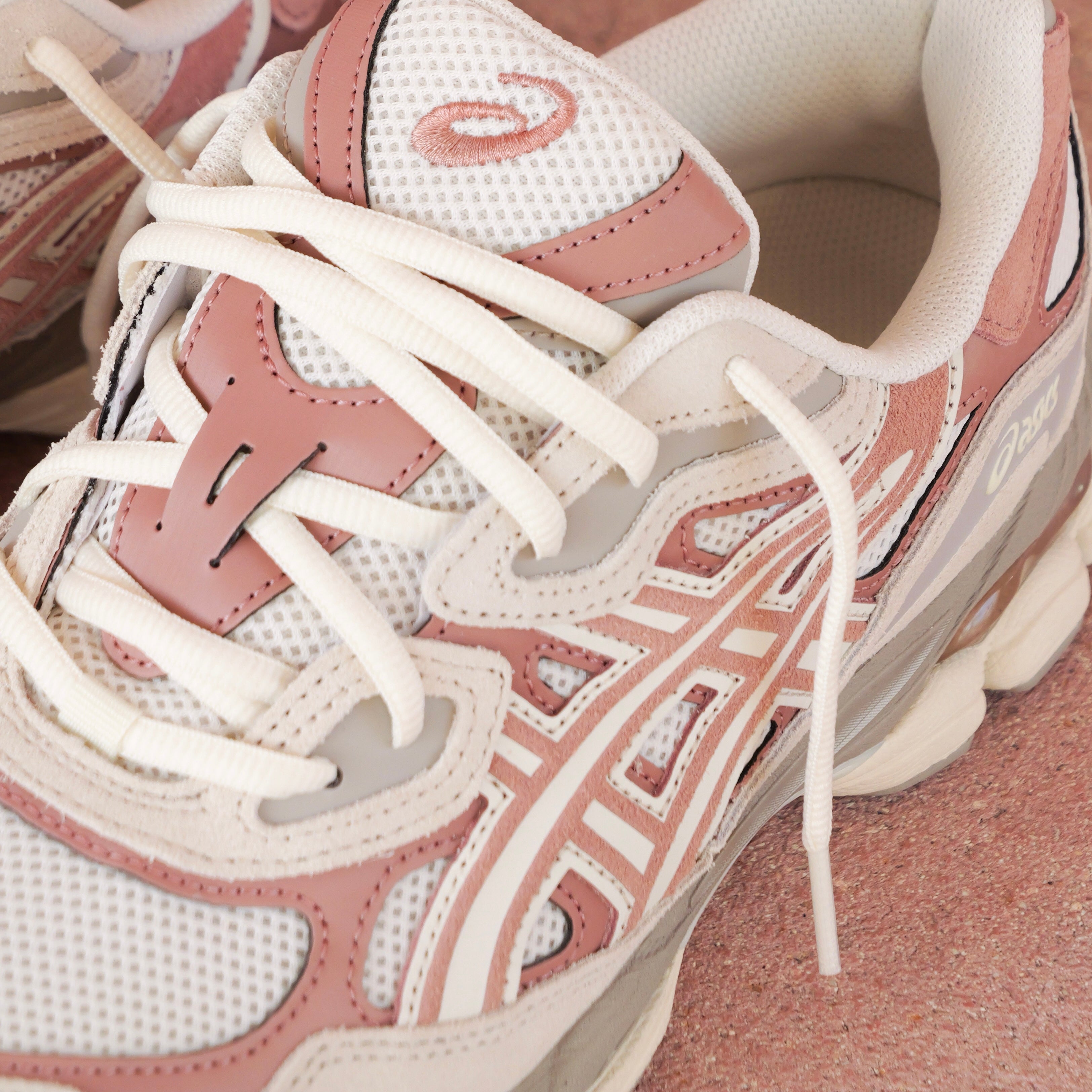 Mens Asics Gel-NYC (Cream/Umeboshi)