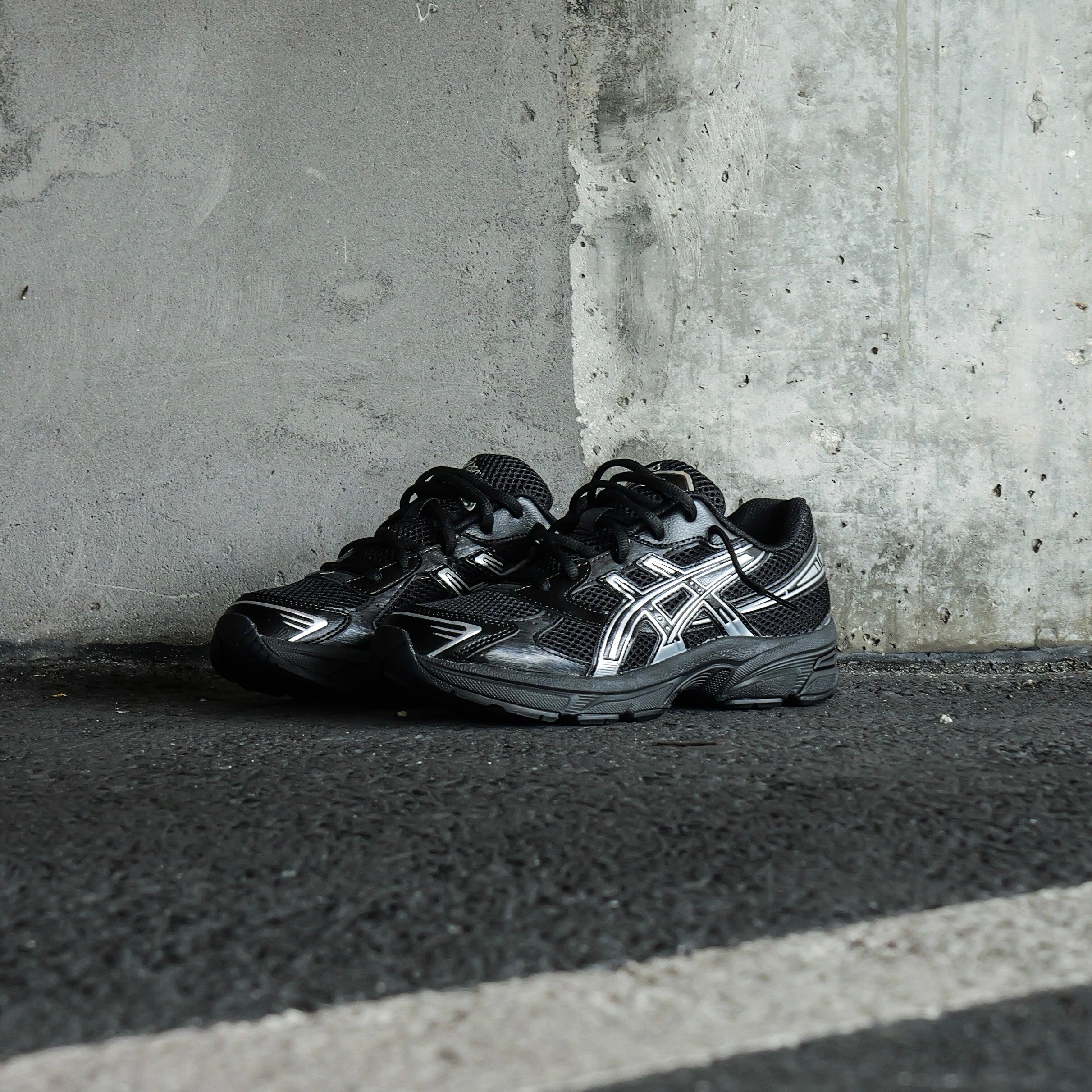 Asics Gel-1130 Grade School (Black/Pure Silver)