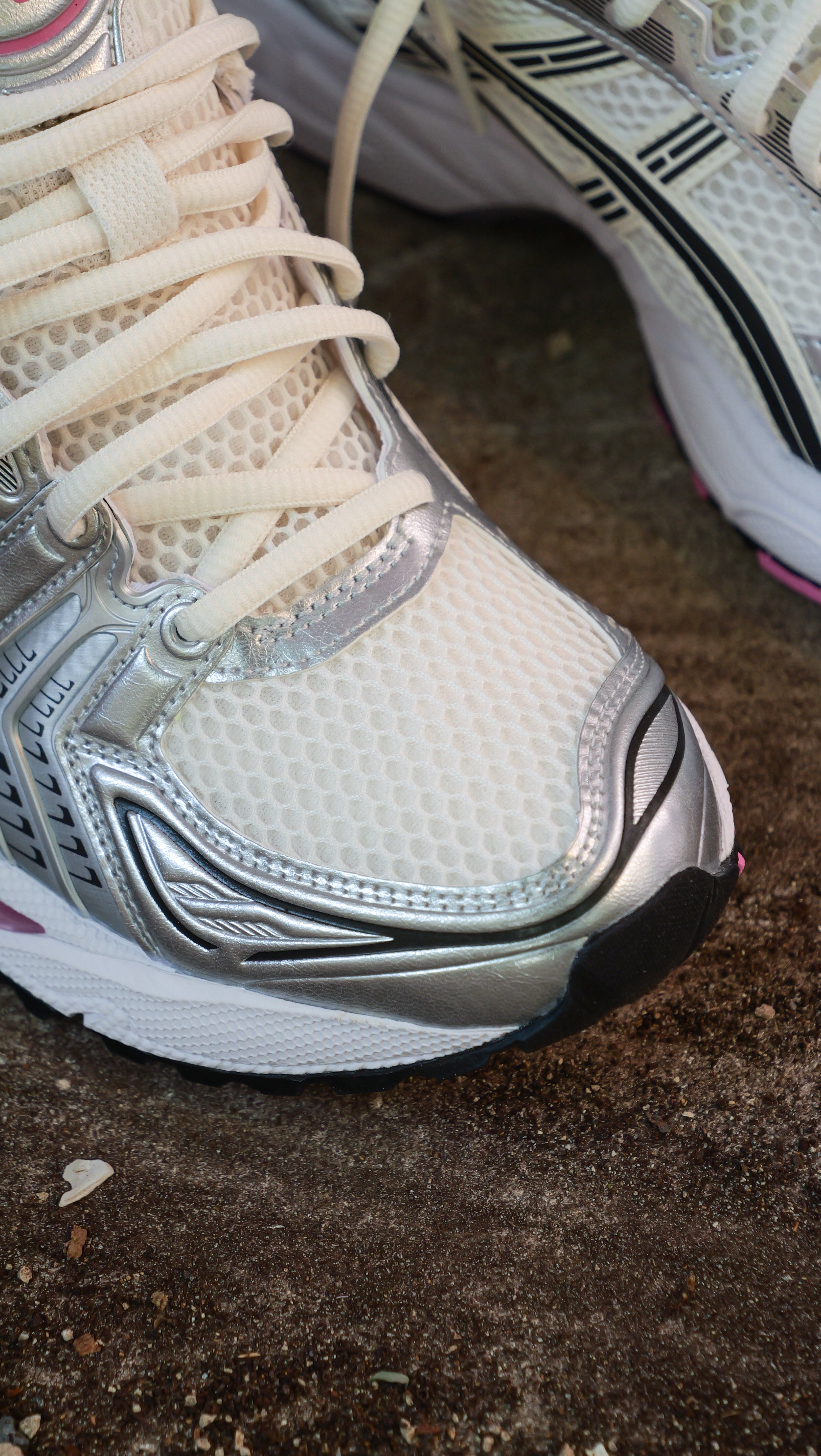 Mens Asics Gel-Kayano 14 (Cream/Sweet Pink)