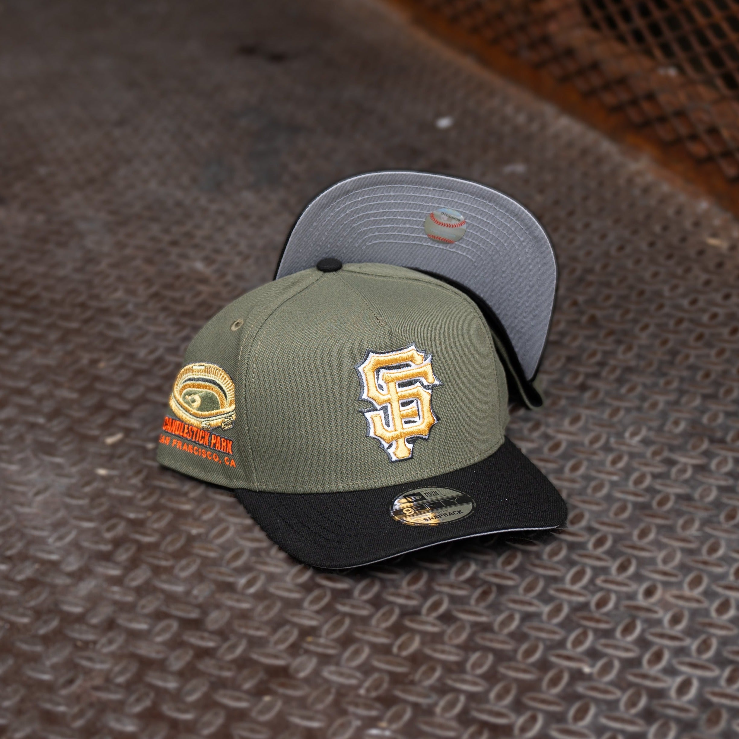 New Era San Francisco Giants Candlestick Park 9Fifty A-Frame Snapback