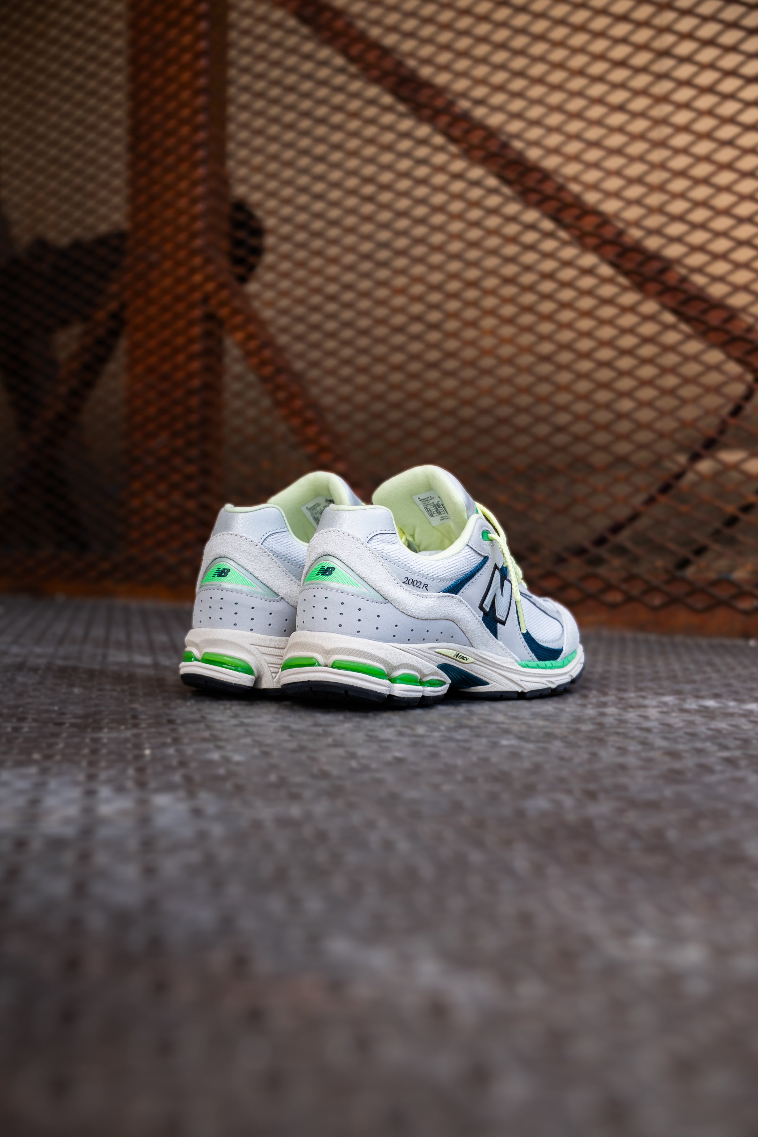 Mens New Balance 2002R XLD (Green Apple/Limelight) - U2002RTA