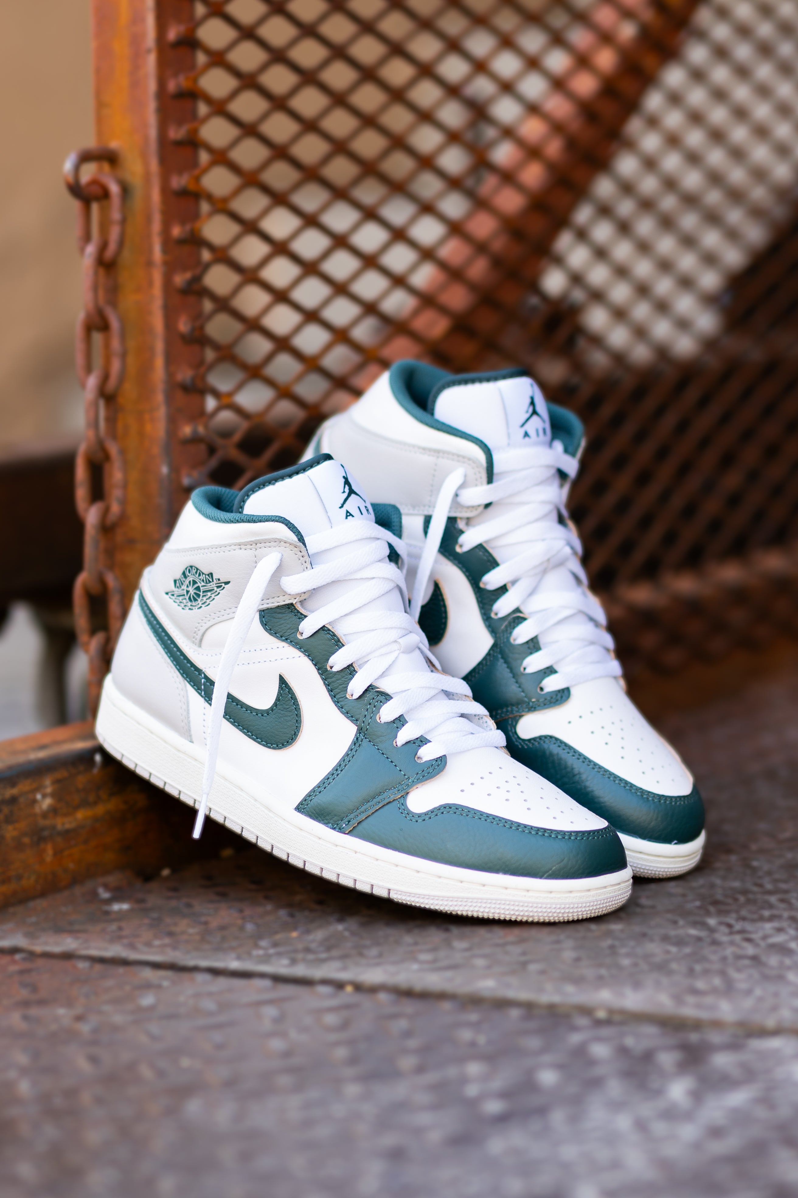 Mens Air Jordan 1 Mid (White/Oxidized Green-Sail)