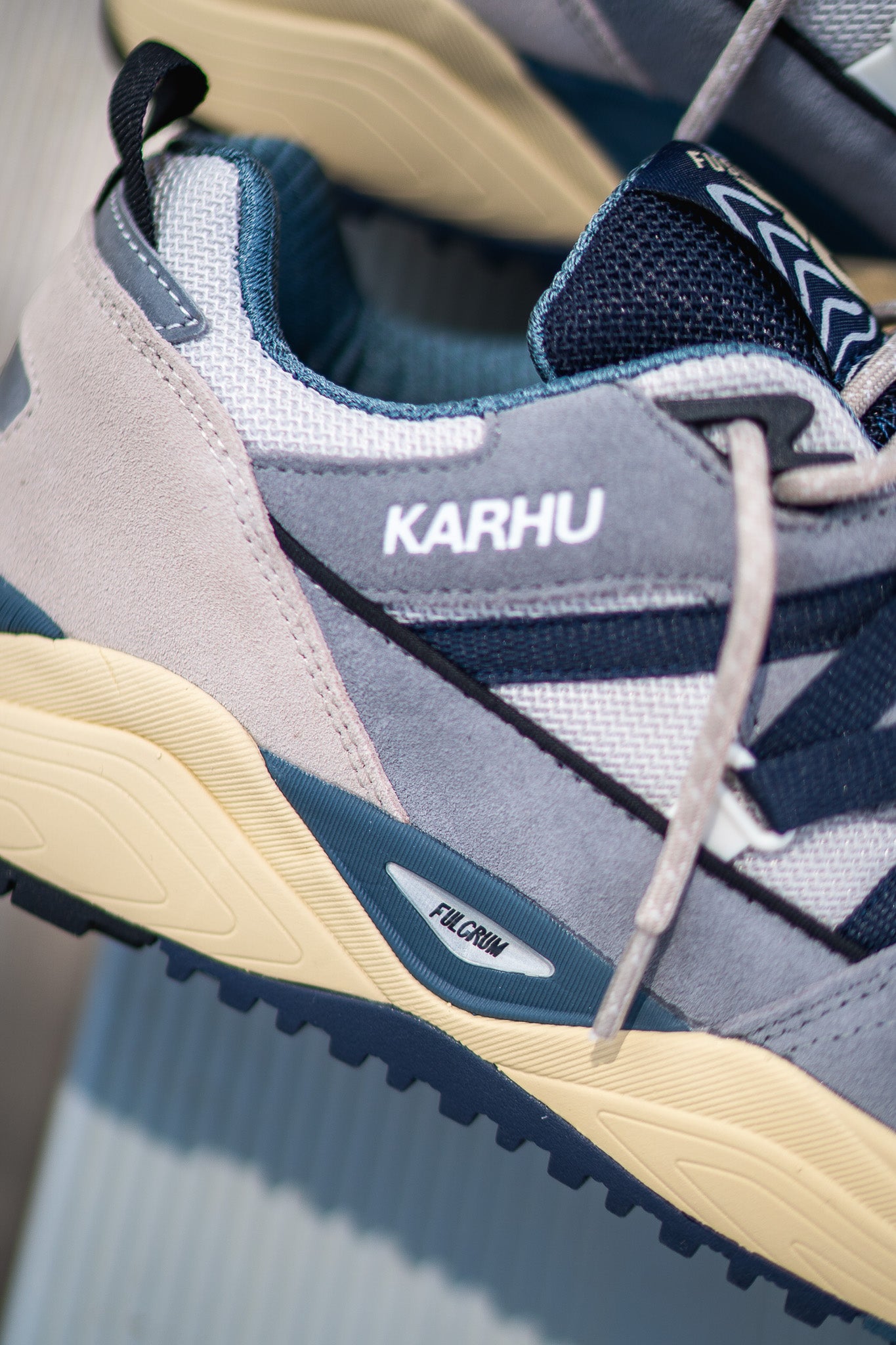 Mens Karhu Fusion XC (Ultimate Gray/India Ink) - Karhu