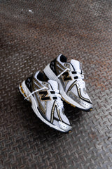 Mens New Balance 1906R (Gold Medal) - M1906RA