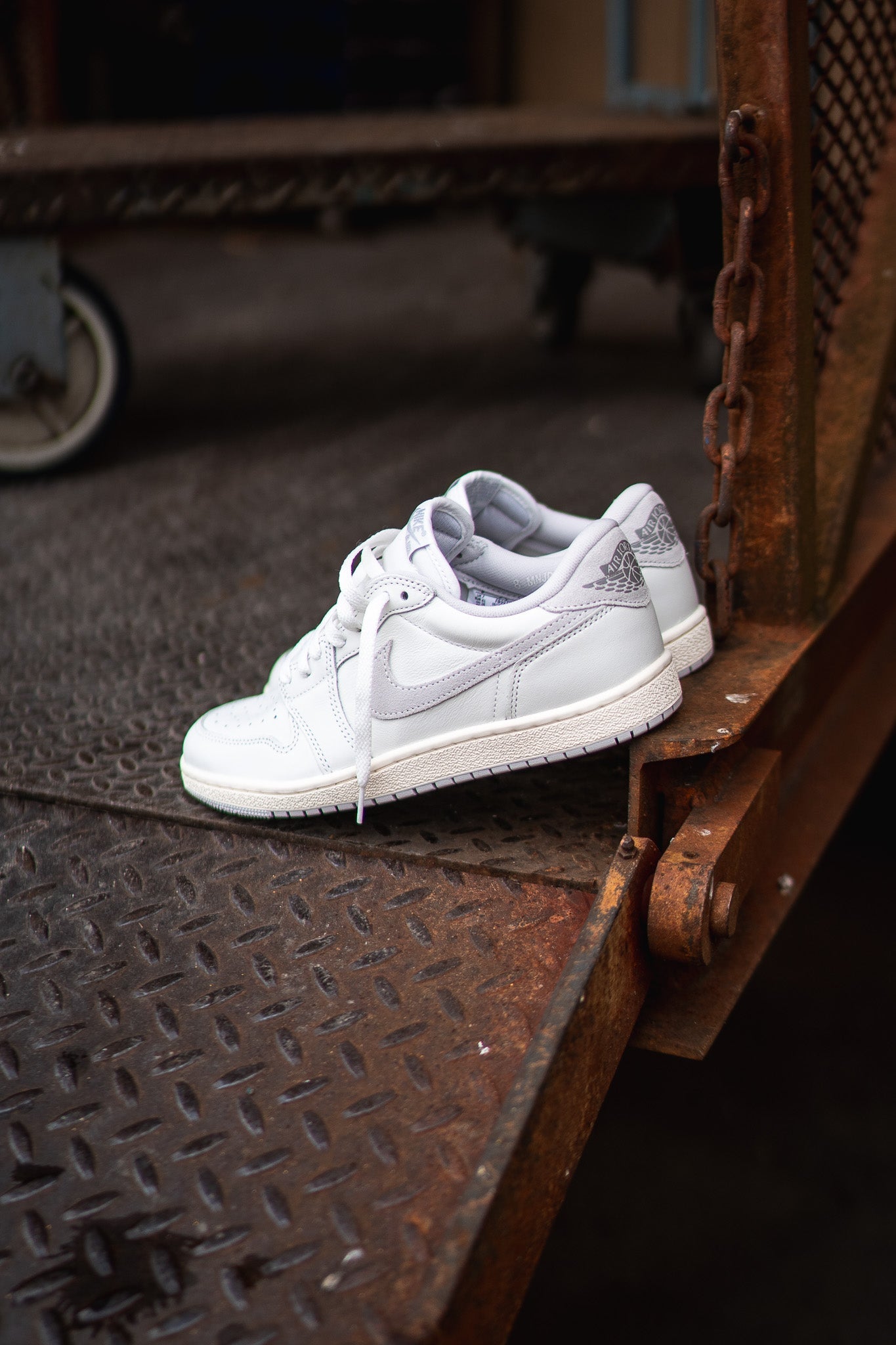 Mens Air Jordan 1 Low 85 (Summit White/Light Smoke Grey) - Nike