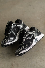 Mens Saucony ProGrid Triumph 4 (Black/Silver)