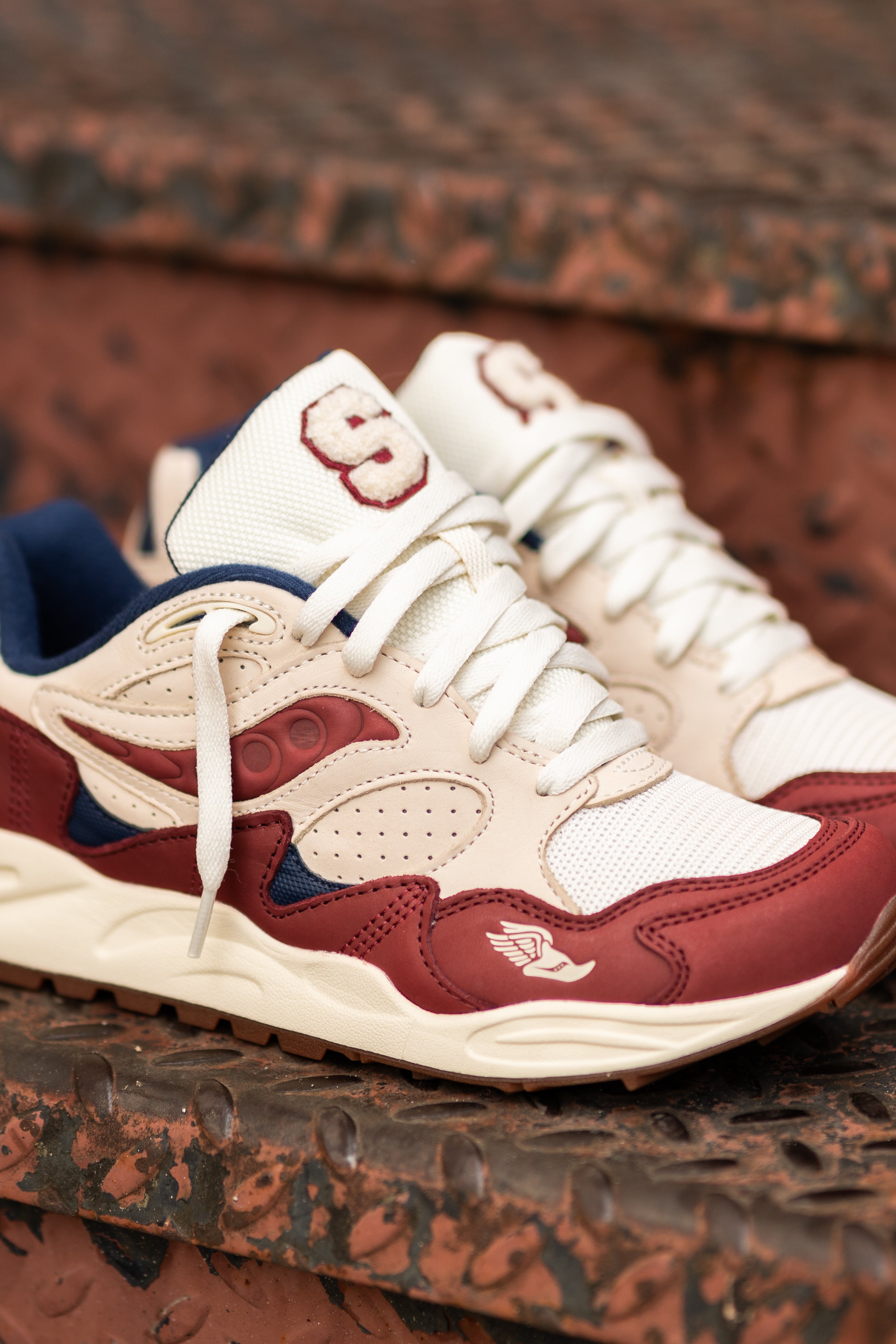 Mens Saucony Grid Shadow 2 Ivy League (Cream/Burgundy)