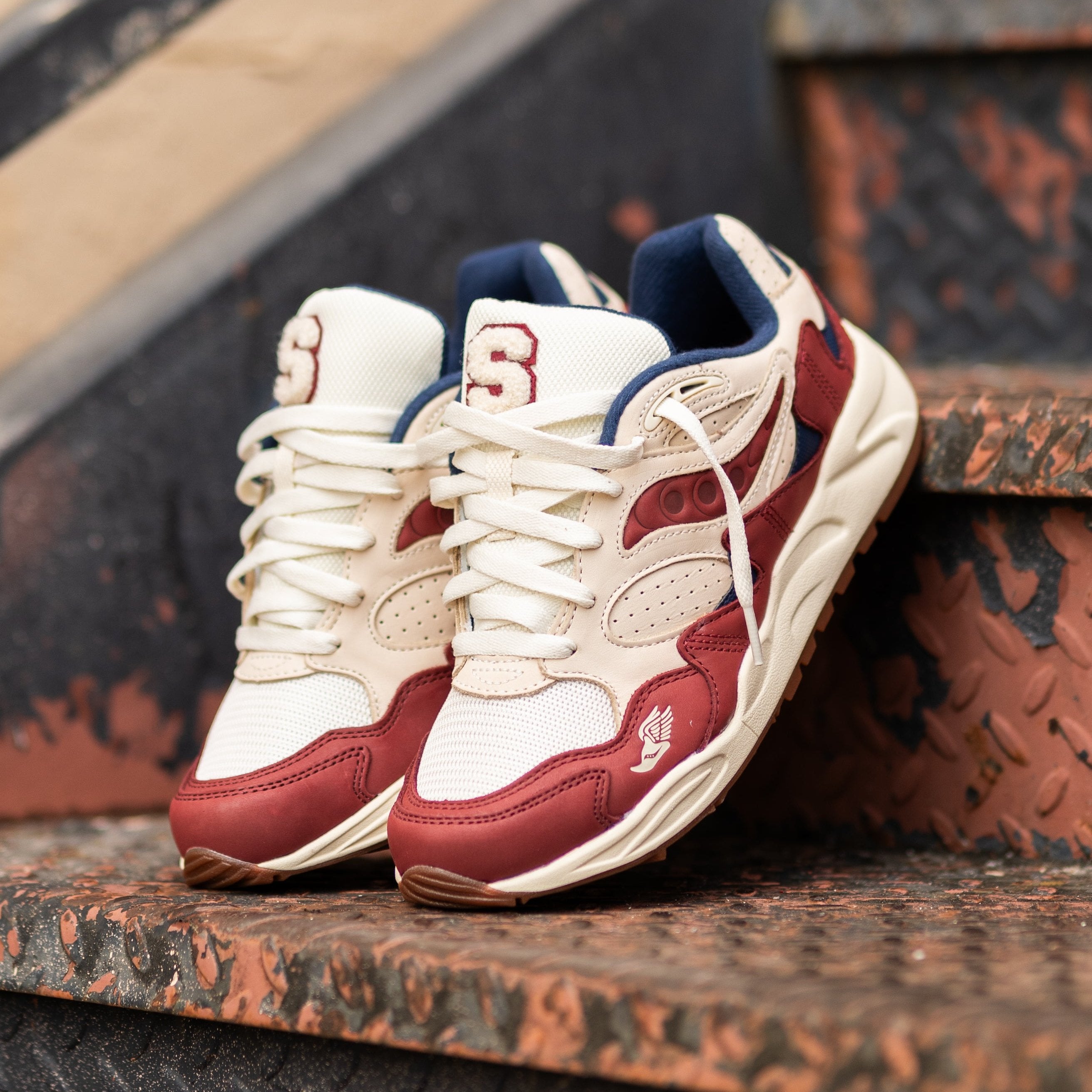 Mens Saucony Grid Shadow 2 Ivy League (Cream/Burgundy)