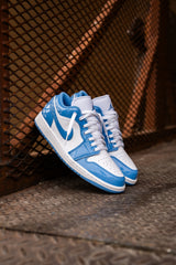 Mens Air Jordan 1 Low SE (White/Legend Blue)