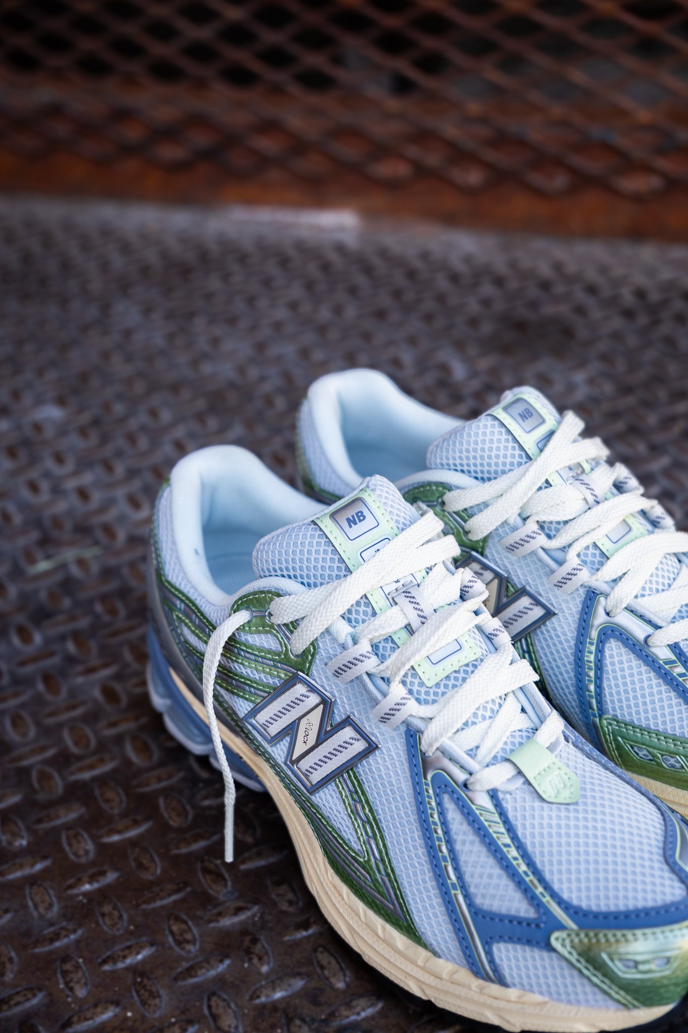 Mens New Balance 1906R (Metallic Green/Blue) - U1906RNE