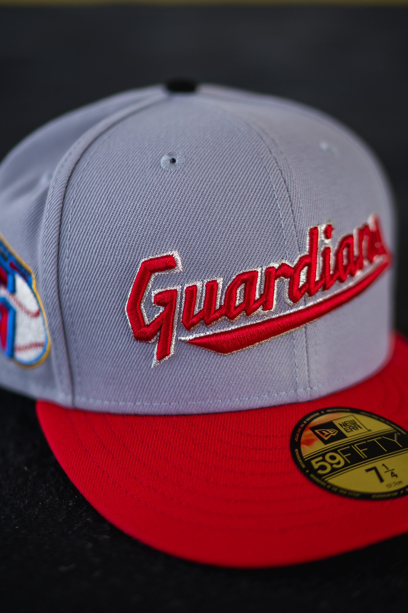 New Era Cleveland Guardians Azure Blue UV (Grey/Red) - New Era