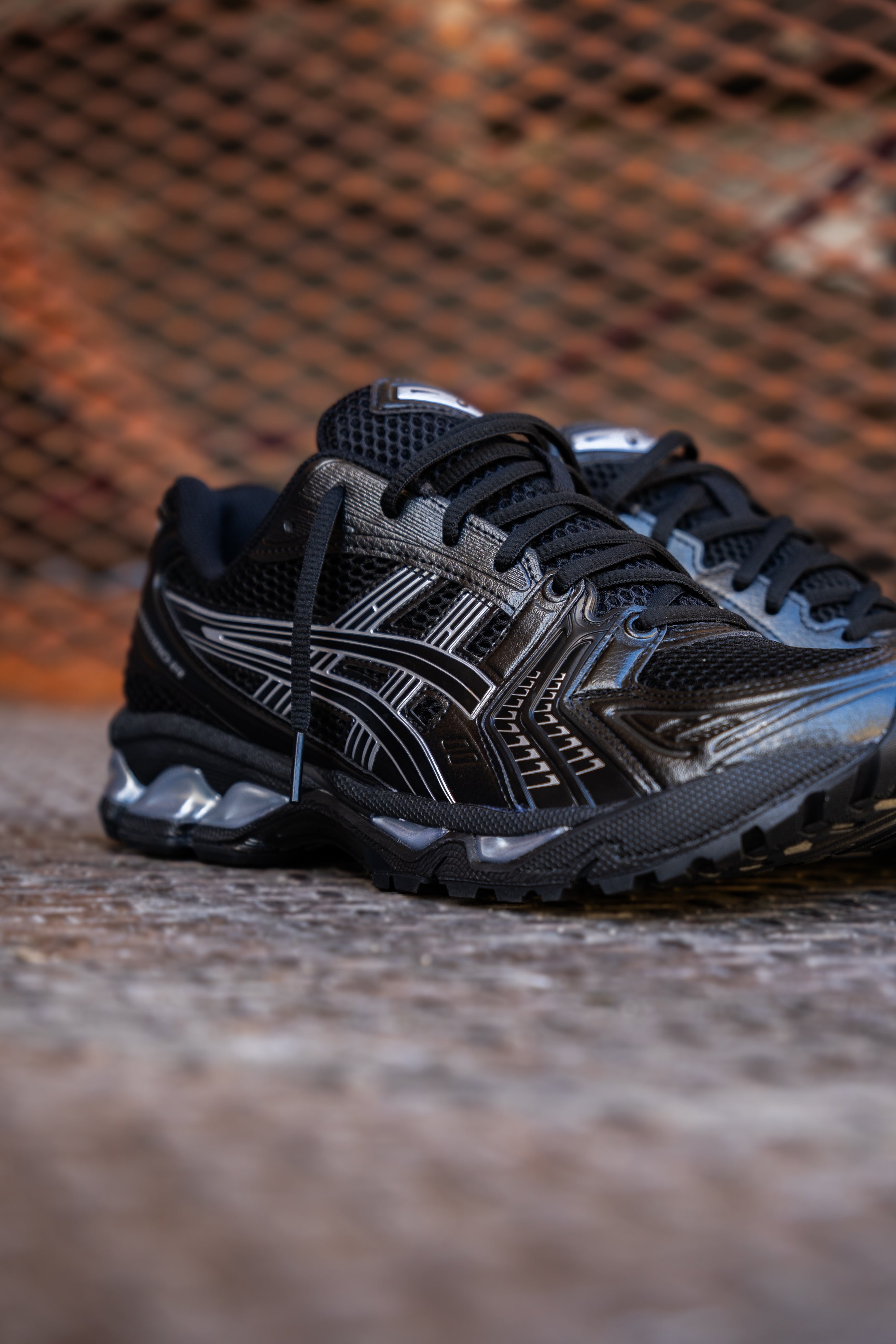 Mens Asics Gel Kayano 14 (Black/Pure Silver)