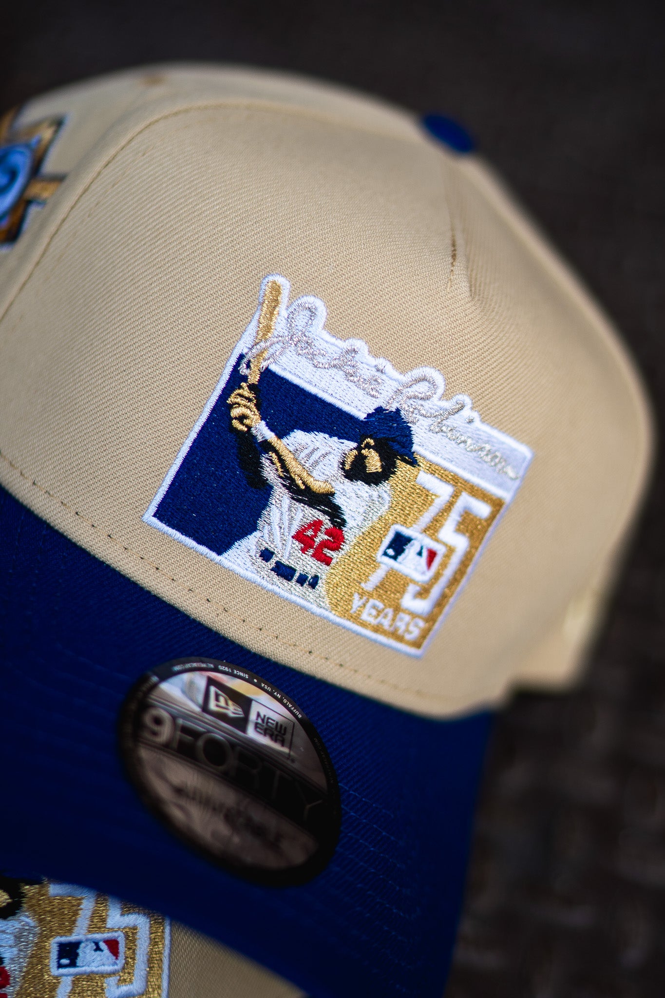 New Era Los Angeles Dodgers Jackie Robinson 9FORTY A-Frame Snapback (Vegas Gold/Blue) - New Era