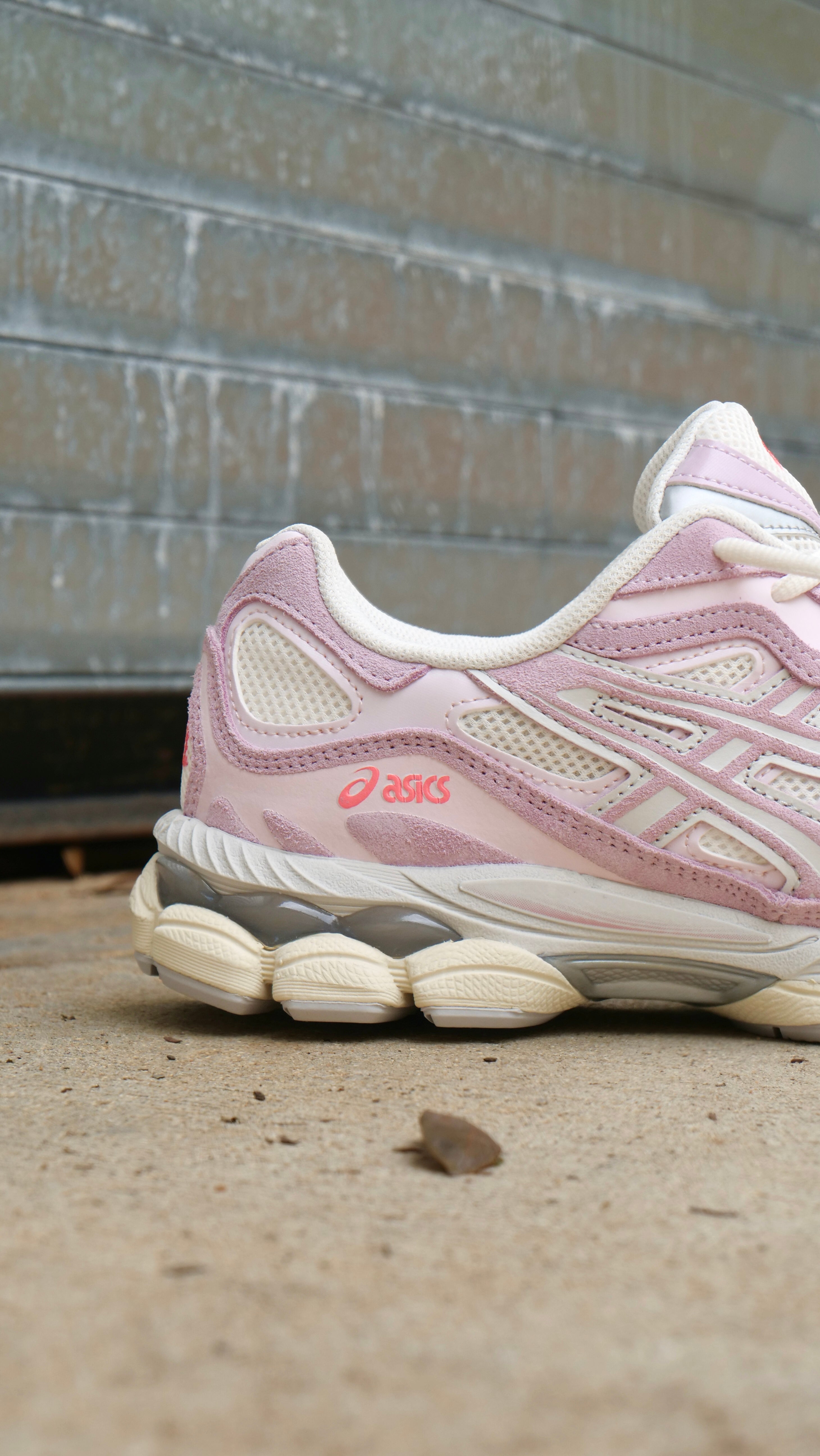 Mens Asics Gel-NYC (Cream/Rose Water)