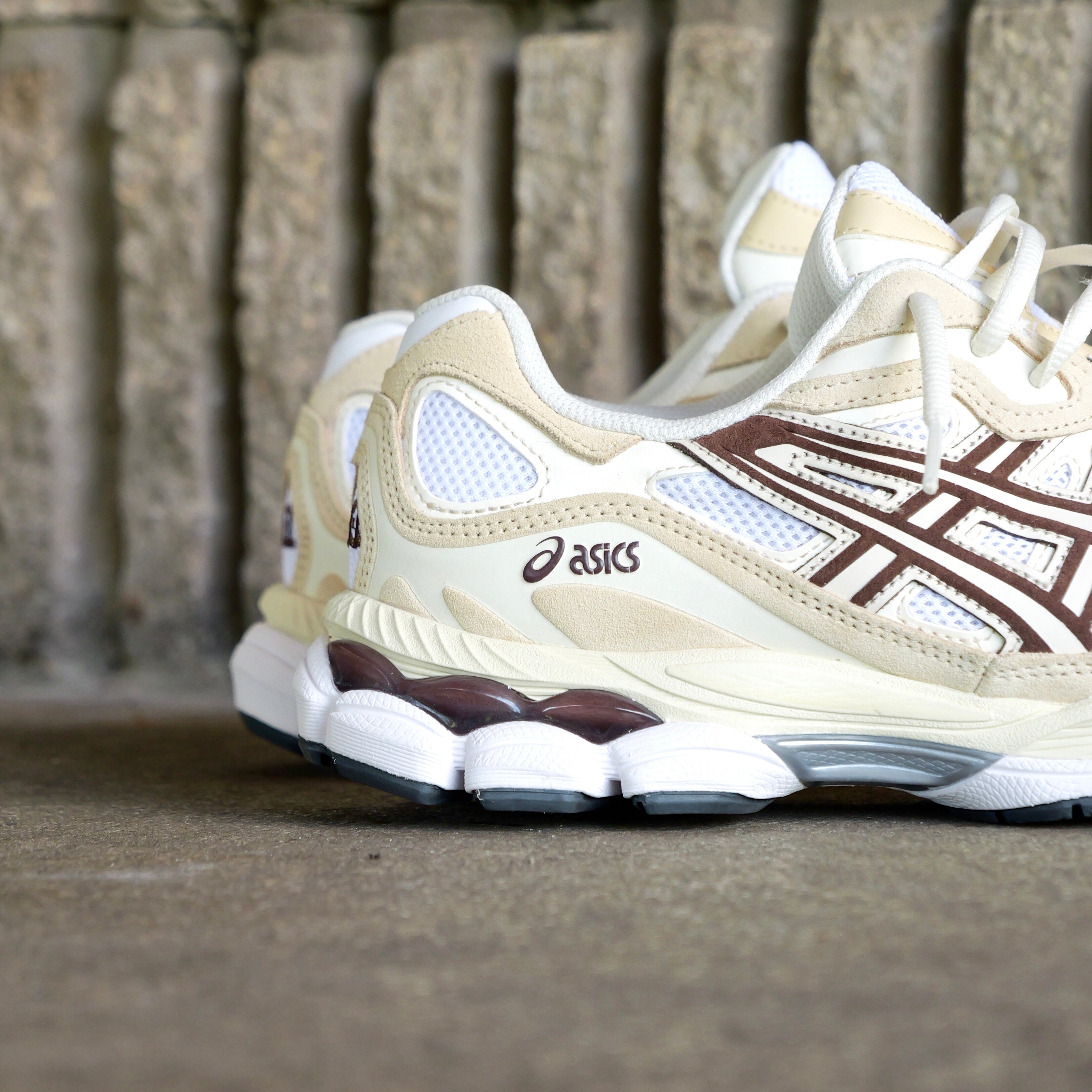Mens Asics Gel-NYC (White/Roasted Coffee) - ASICS