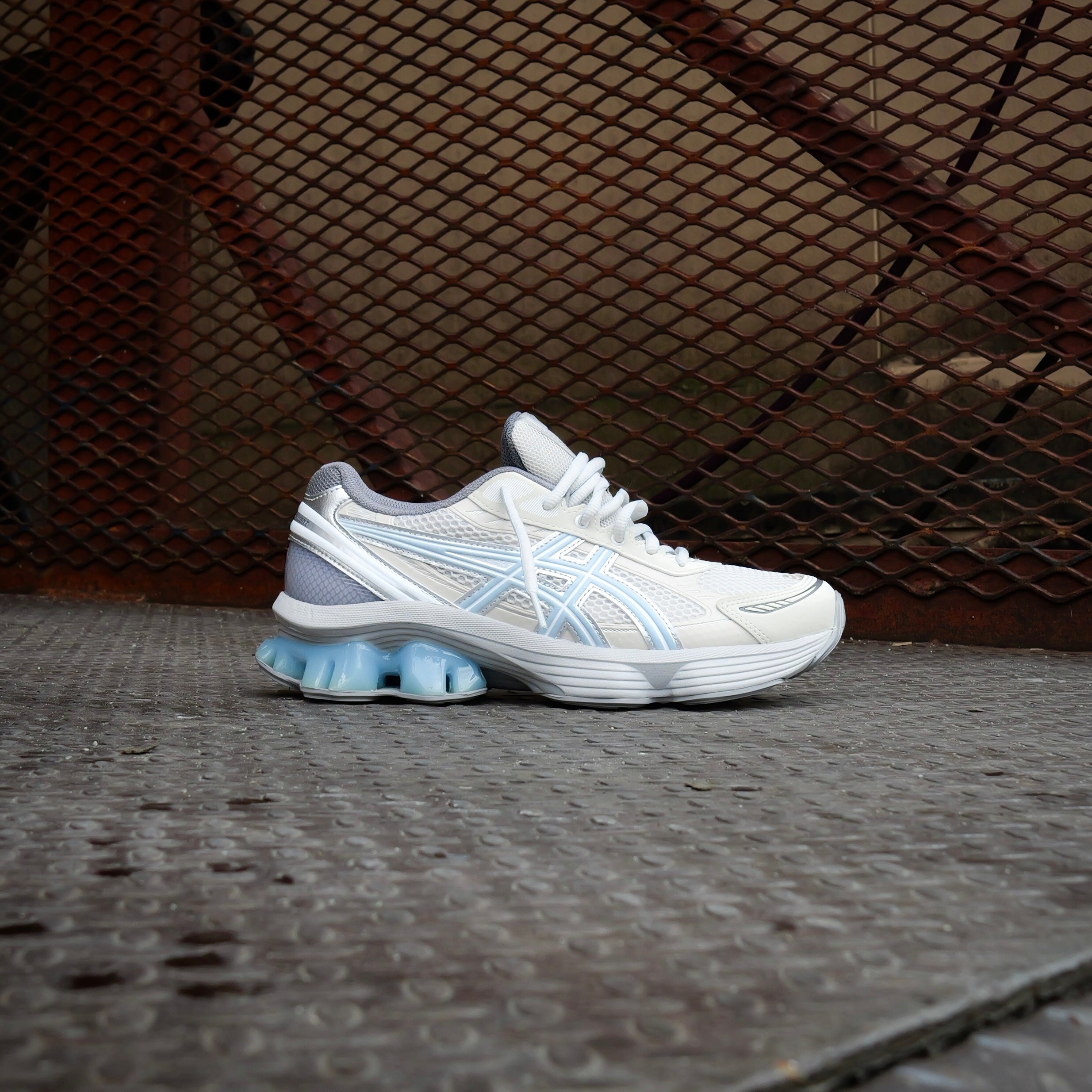 Mens Asics x EMMI Gel-Kinetic Fluent (Cream/Soft Sky) - Asics