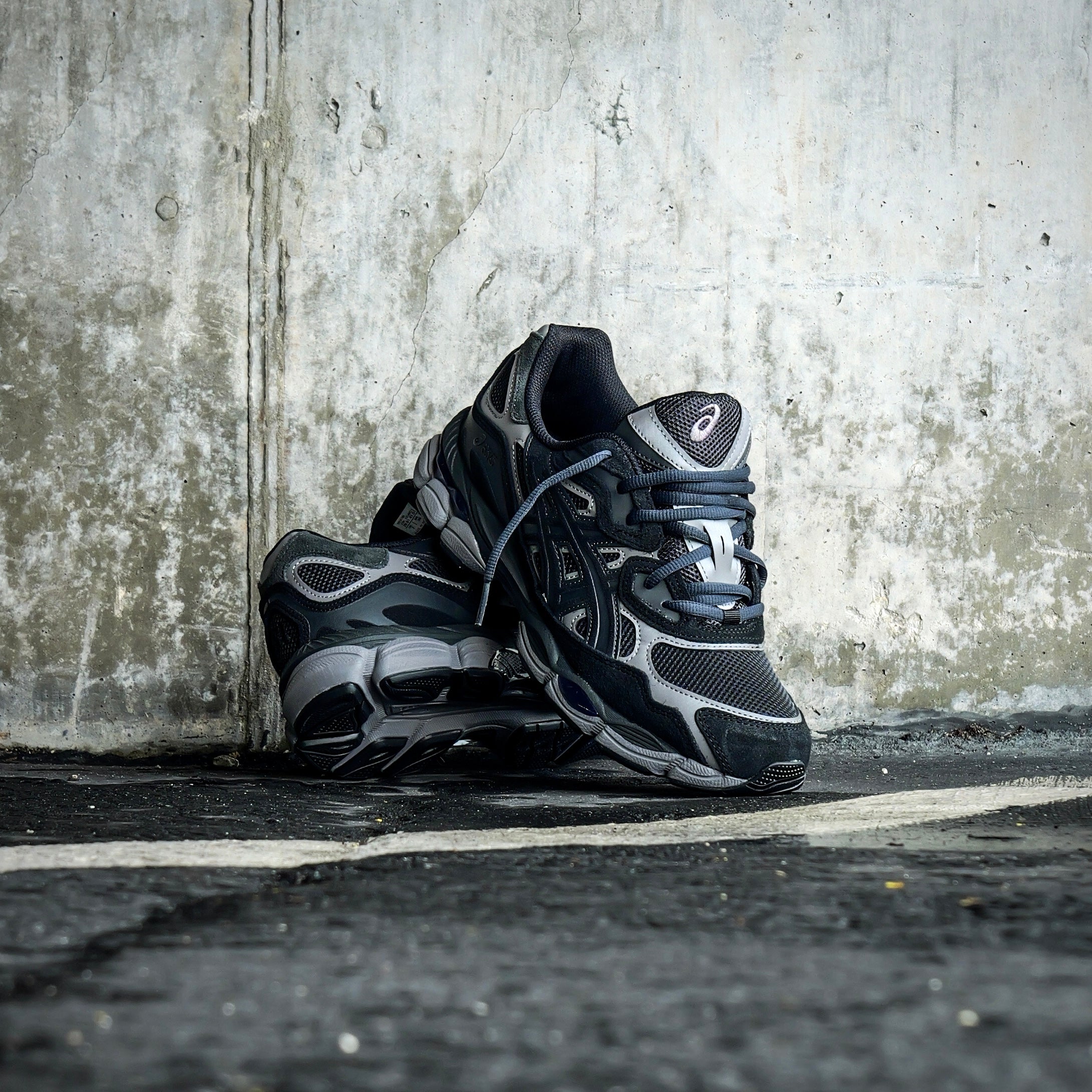Mens Asics Gel-NYC (Graphite Grey/Black)