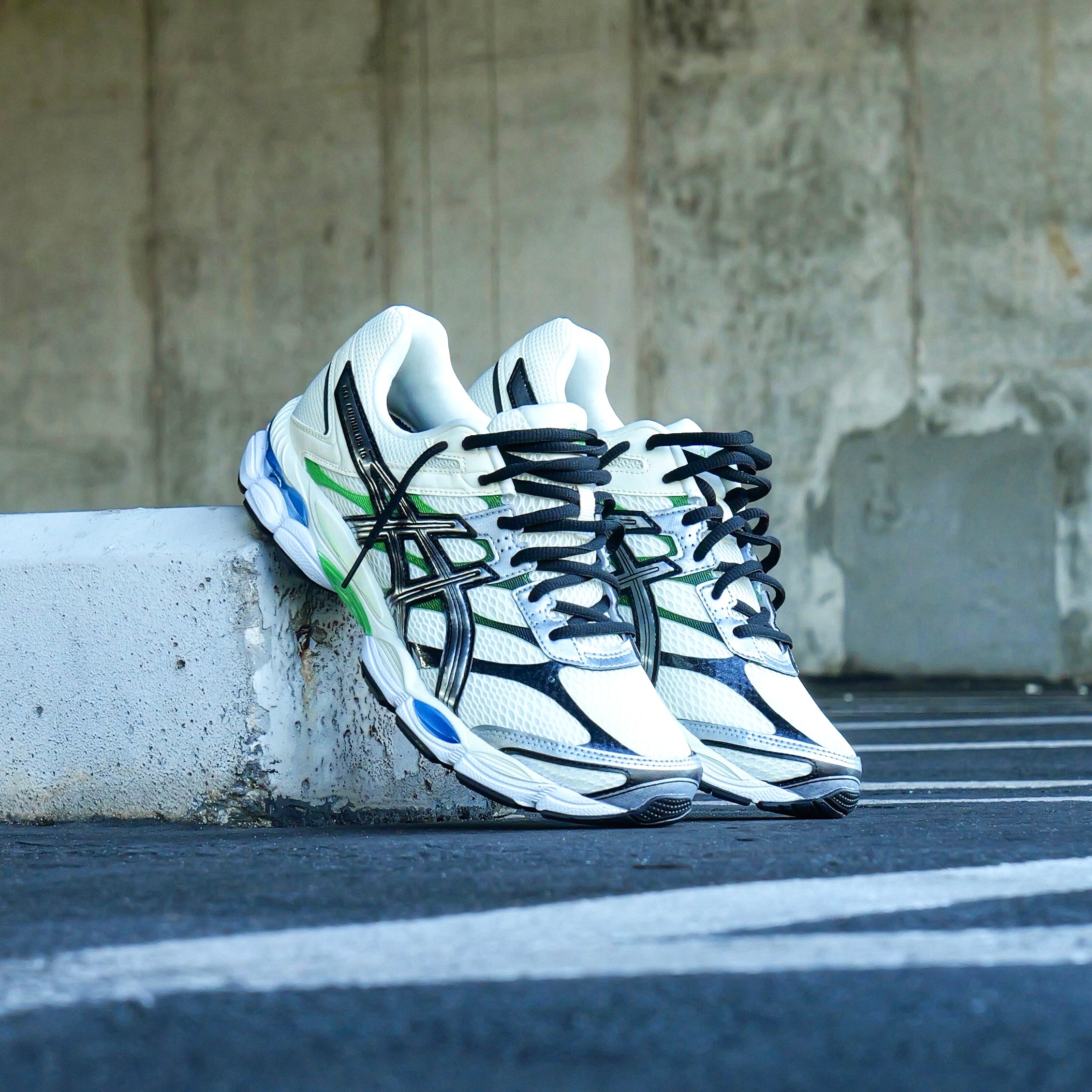 Mens Asics Gel-Cumulus 16 (Ivory/Pure Silver)