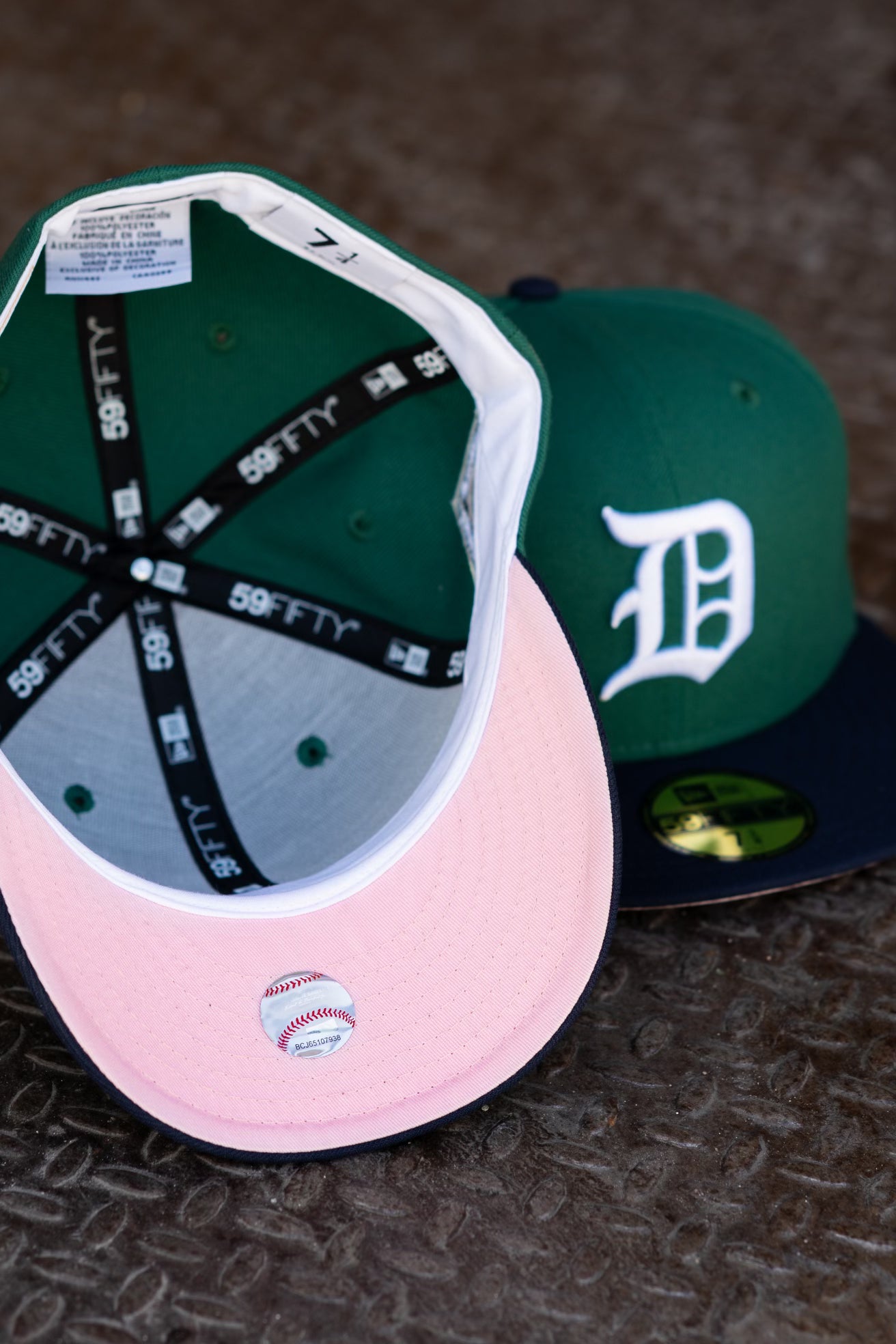 New Era Detroit Tigers 1945 World Series Pink UV (Green/Navy) 59Fifty Fitted