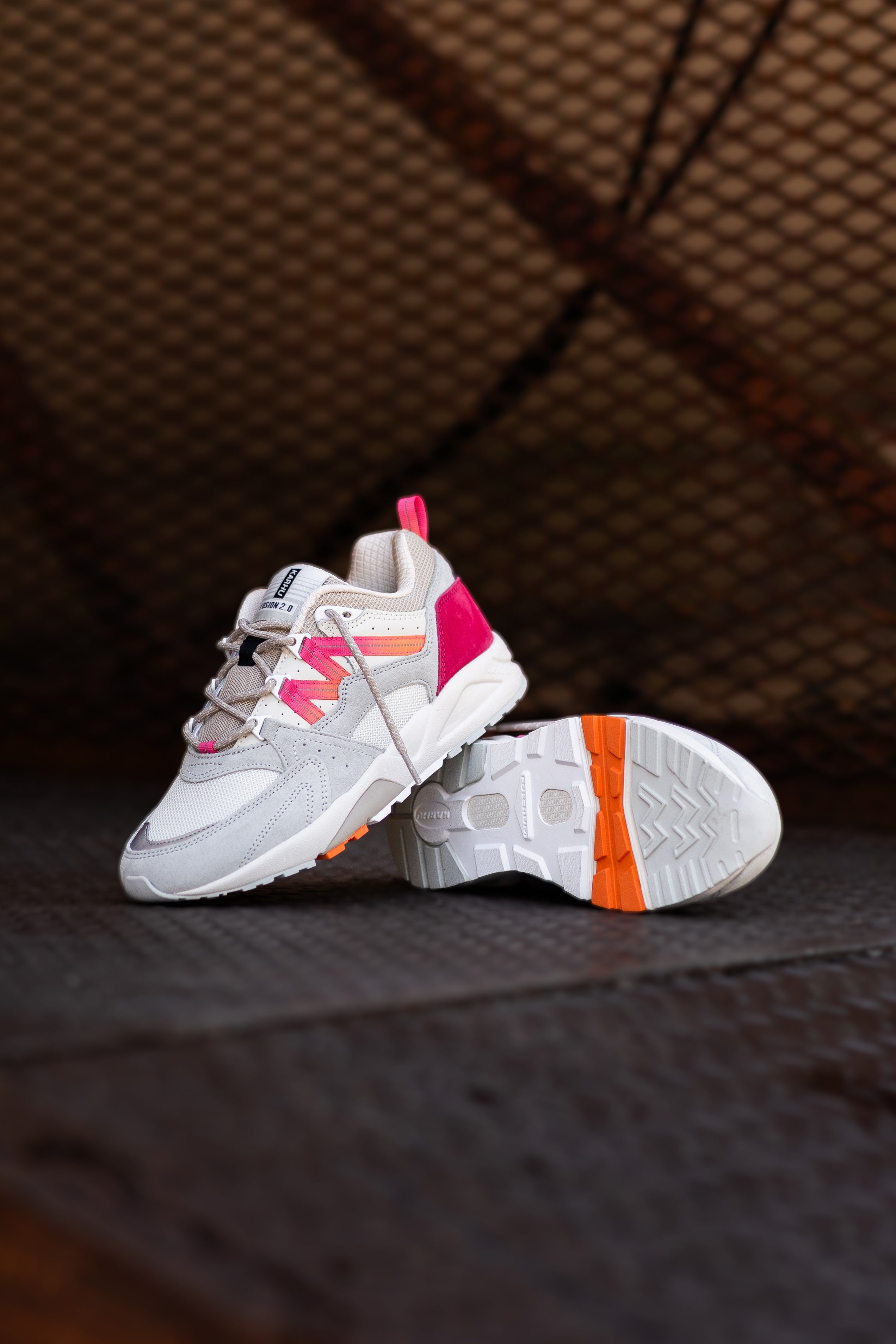 Karhu Fusion 2.0 (Foggy Dew/Hot Pink) - Karhu