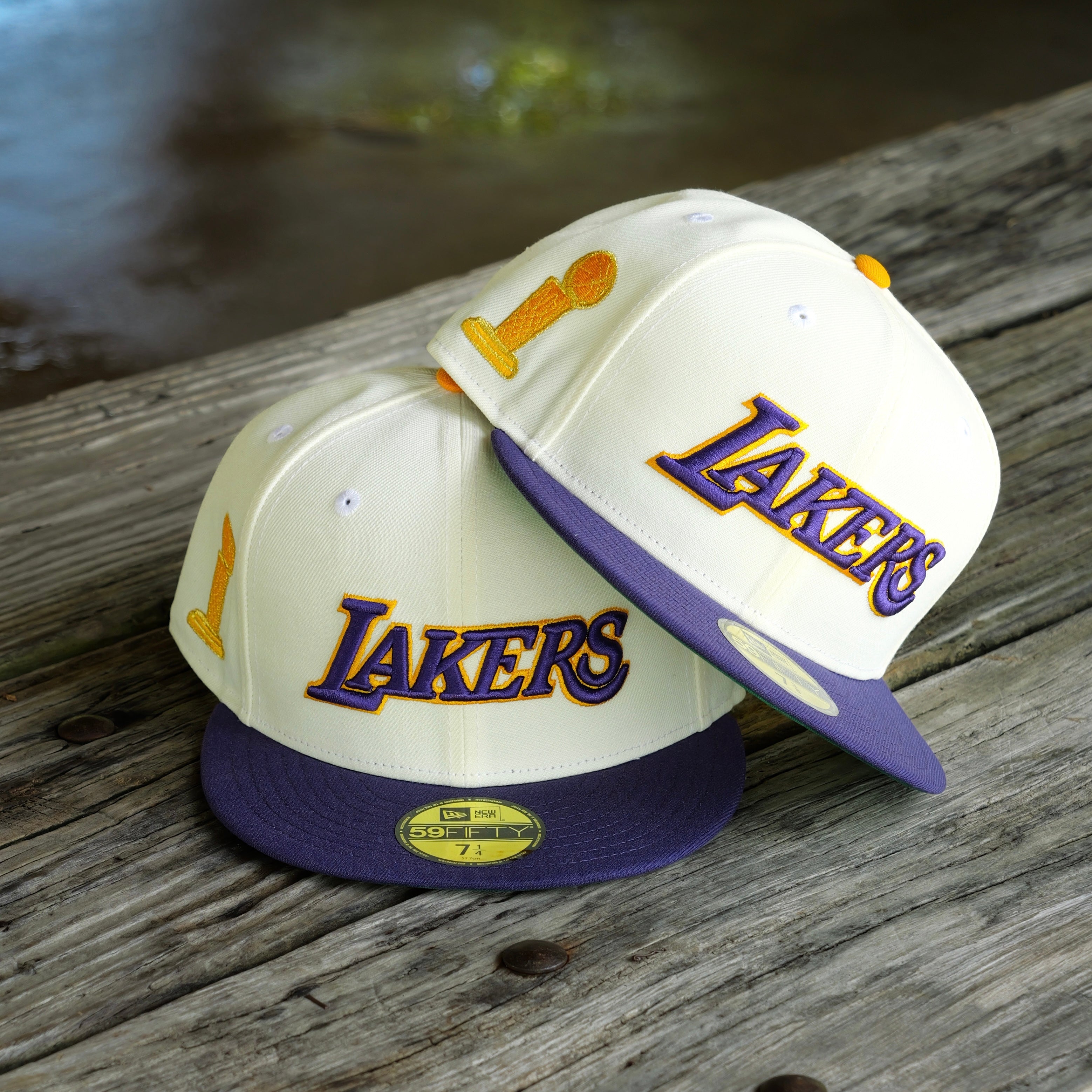 New Era Los Angeles Lakers NBA Trophy Side Patch Fitted - New Era